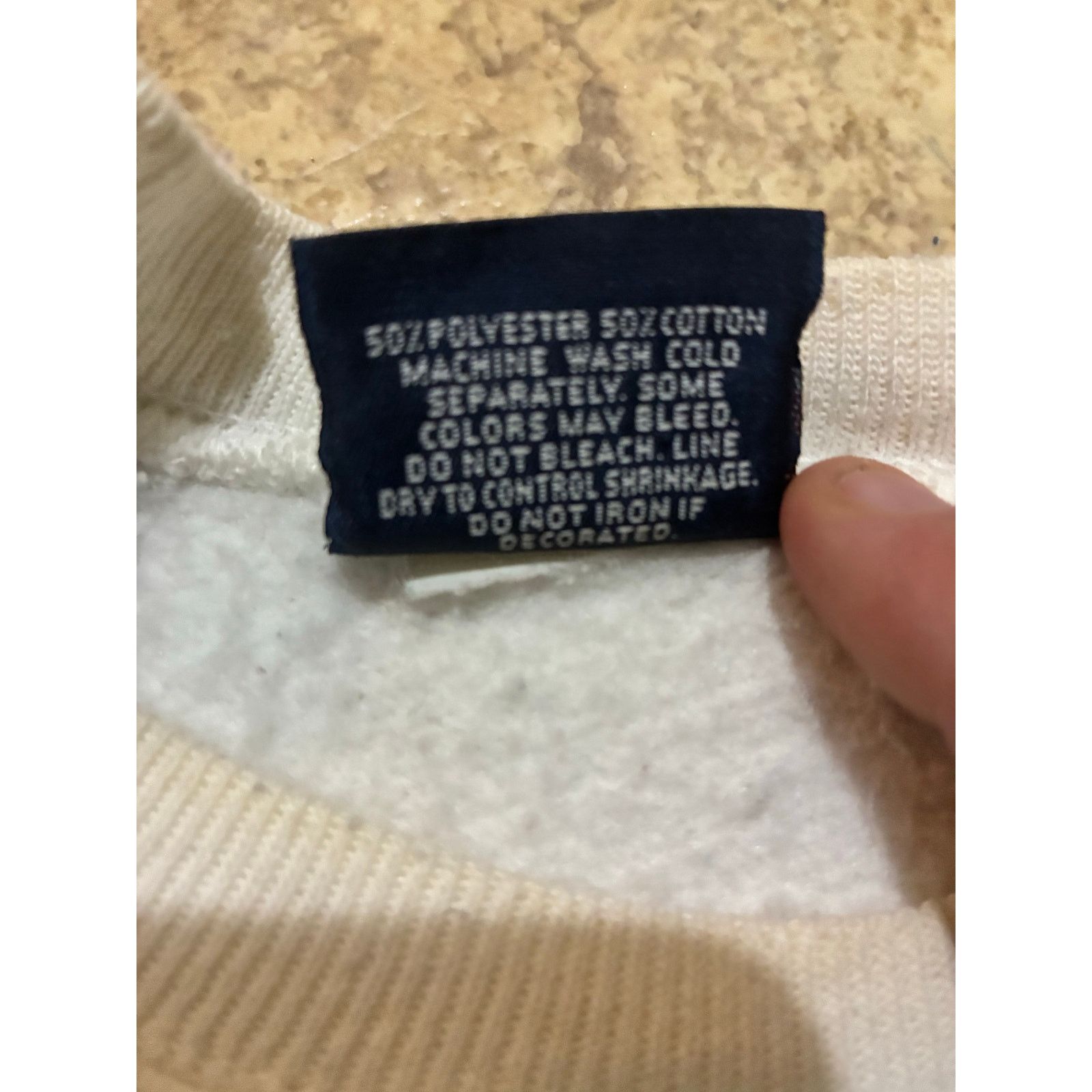 Jansport Vintage Eastern Illinois Mom White XL Jansport Sweatshirt Size US XL / EU 56 / 4 - 3 Thumbnail