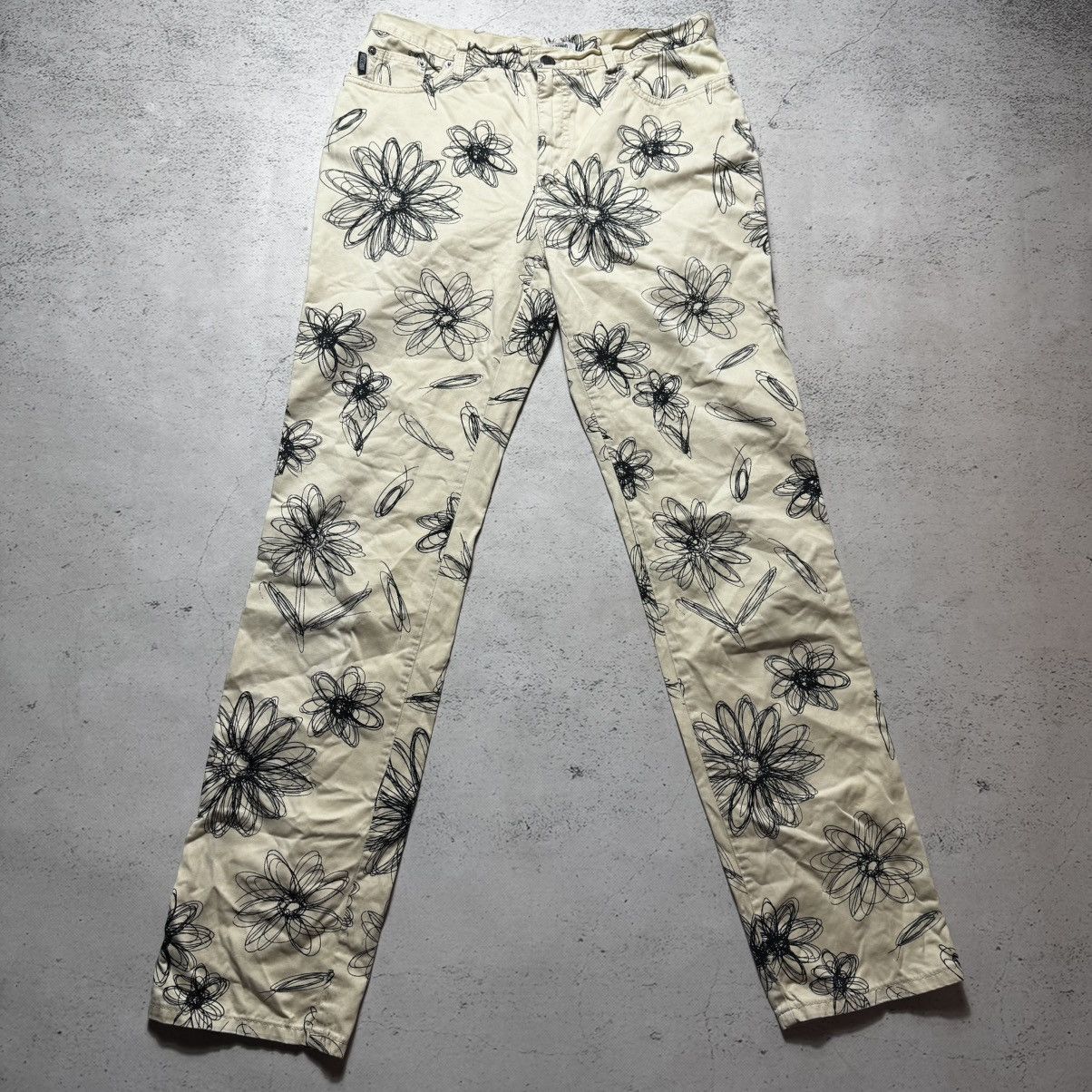 Moschino y2k luxury moschino pants with abstract flowers print Size 30" / US 8 / IT 44 - 1 Thumbnail