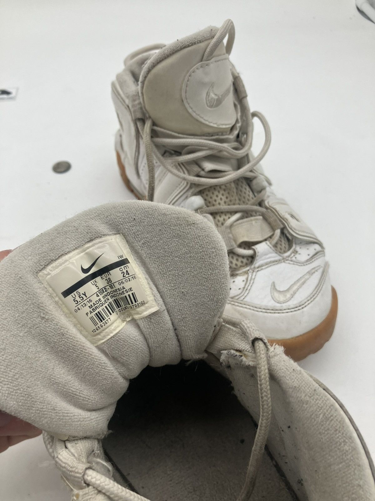 Nike Nike Air More Uptempo Sz 5.5 Size US 5.5 / EU 38 - 3 Thumbnail