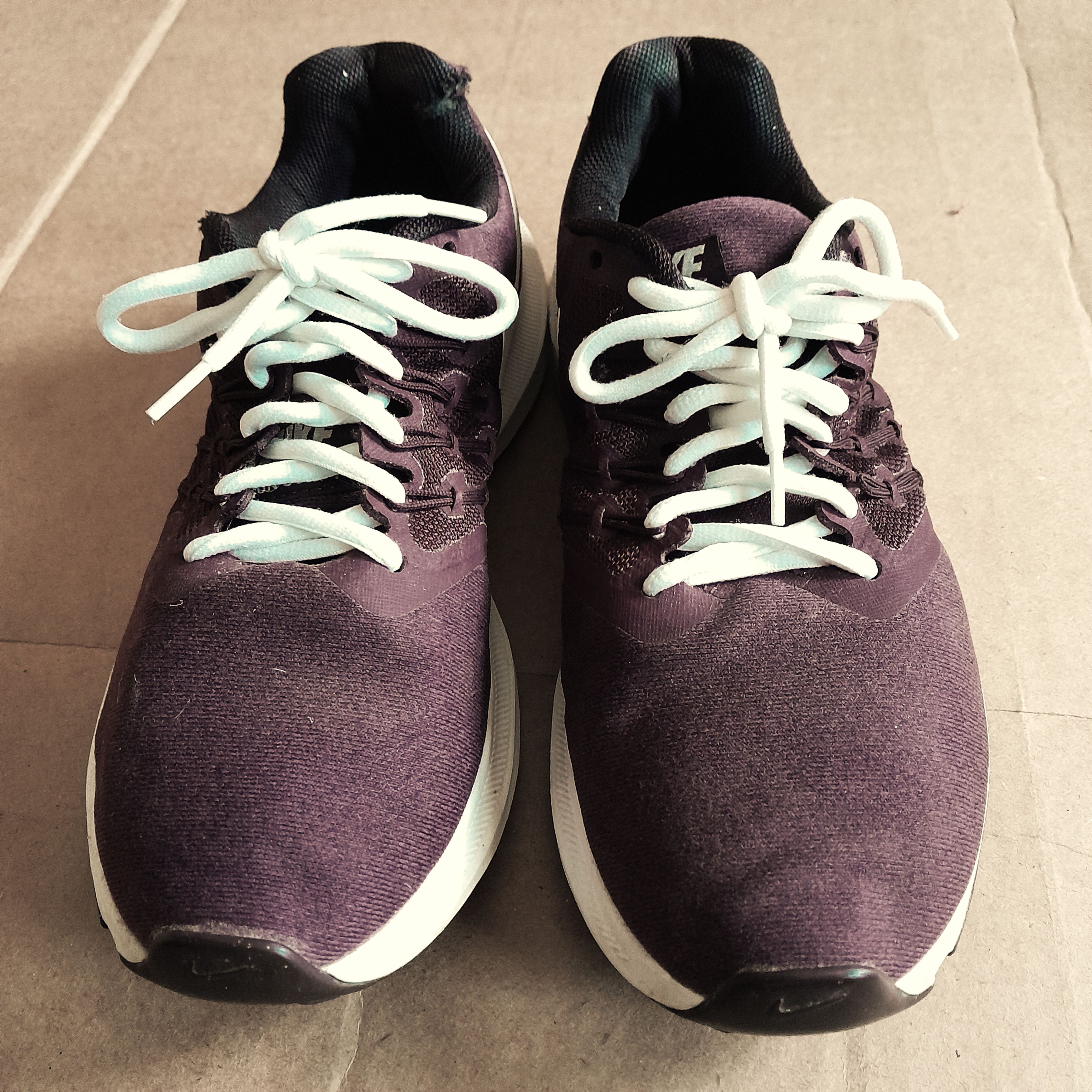 Nike Nike Women’s Brown Running Low Top Sneakers Size US 6 / IT 36 - 1 Thumbnail