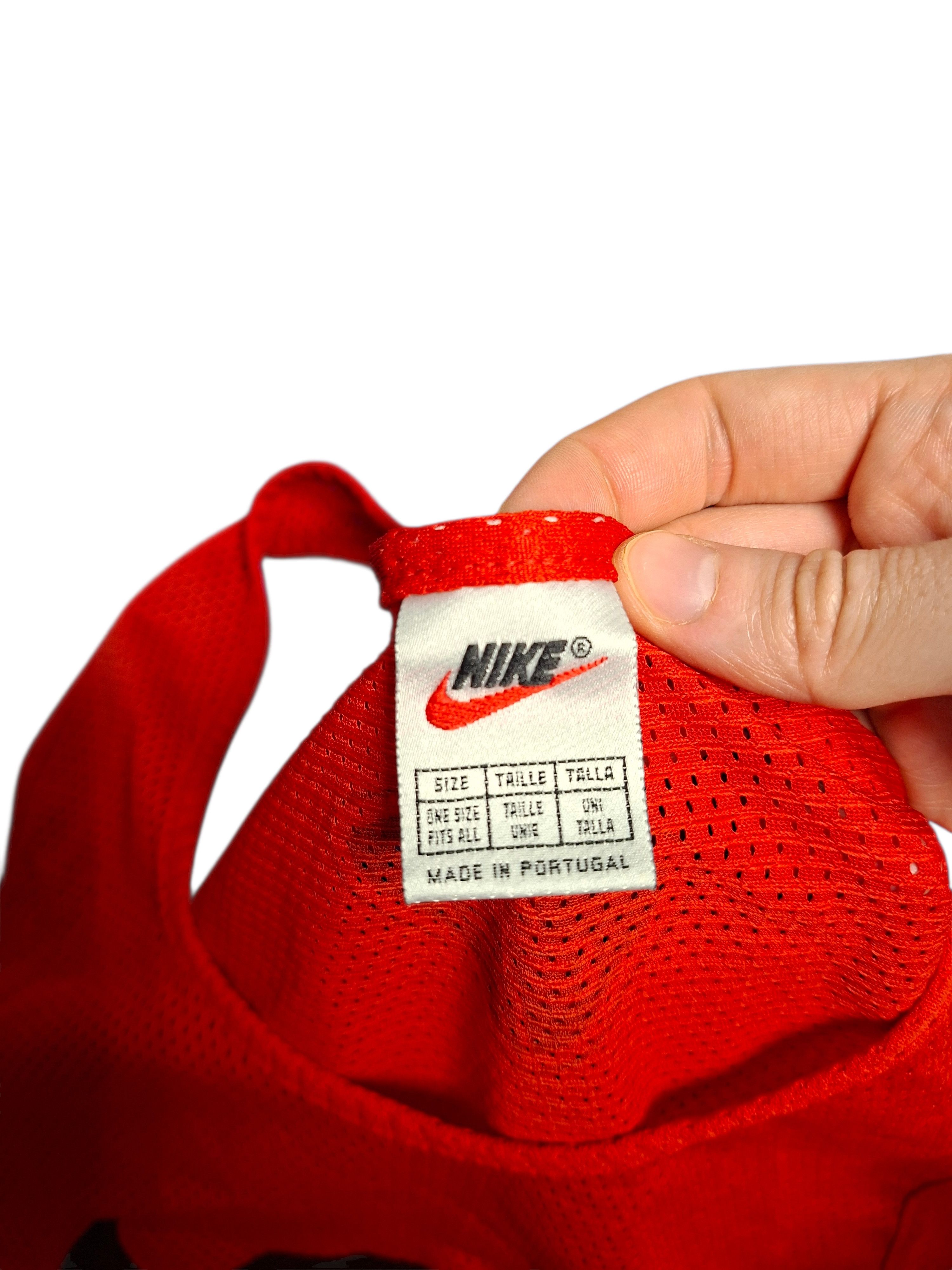 Nike NIKE VINTAGE 1998 SLEVELESS SOCCER JERSEY TEE Size US XL / EU 56 / 4 - 4 Thumbnail