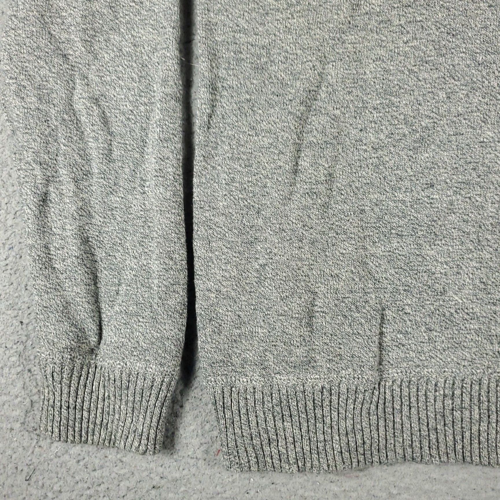 American Eagle Outfitters VINTAGE American Eagle Outfitters Sweater Mens Large Gray Pullover SweatshirtCrew Neck All Seasons Casual Warm Mens Size US L / EU 52-54 / 3 - 3 Thumbnail