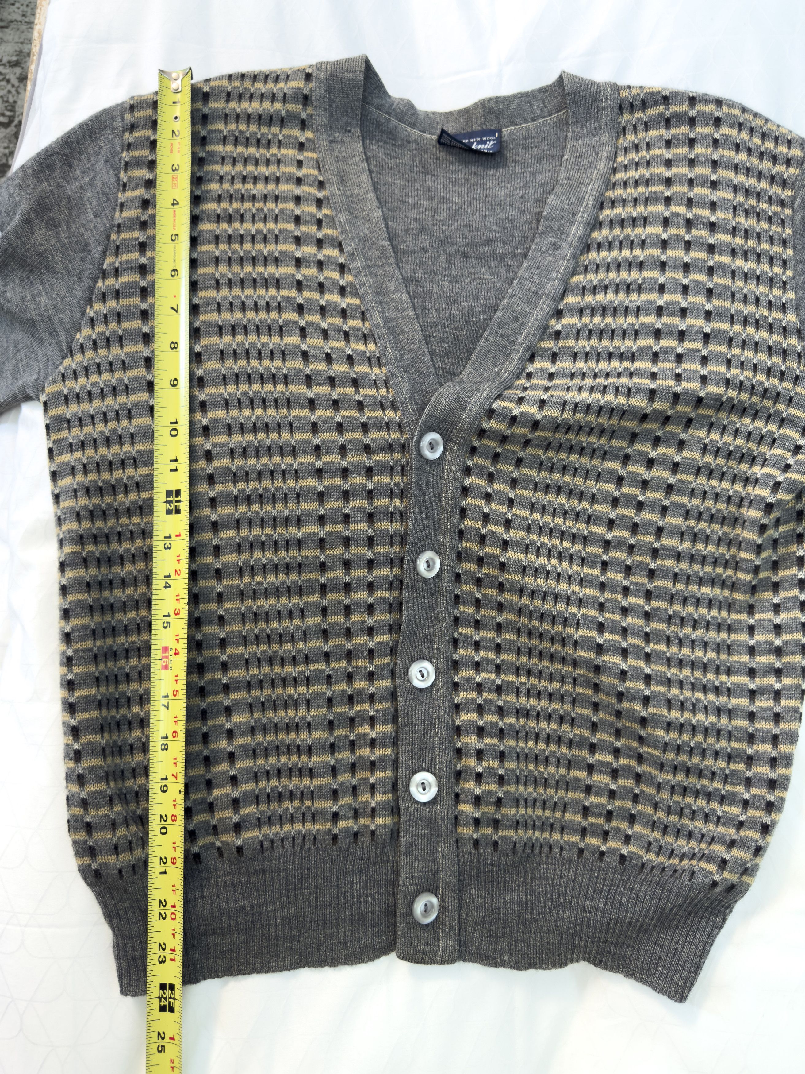 Other Vintage Resaknit Pure New Wool Checker Cardigan Sweater Size US L / EU 52-54 / 3 - 13 Thumbnail