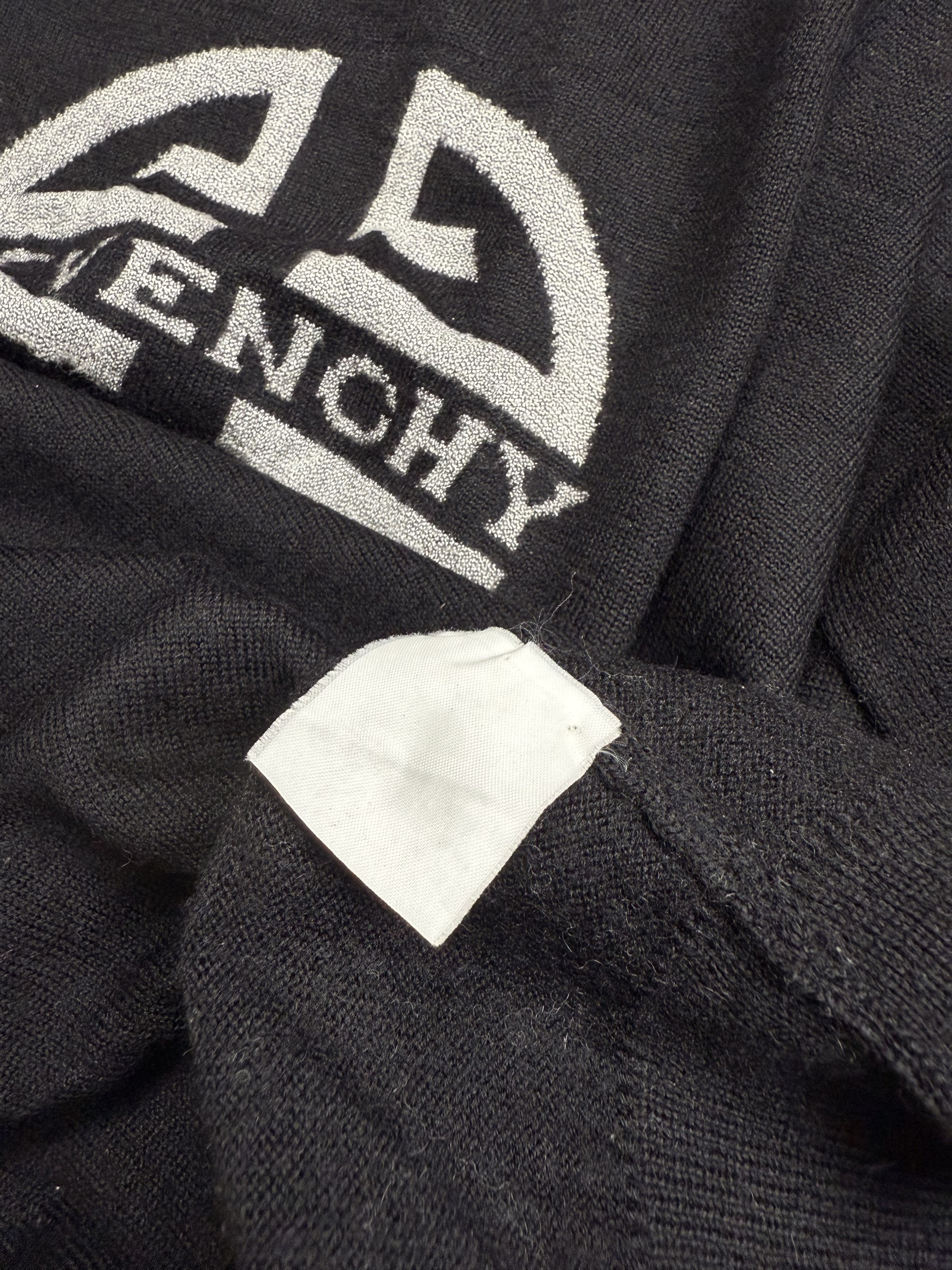 Givenchy Vintage Givenchy Knit Sweater Size US L / EU 52-54 / 3 - 6 Thumbnail