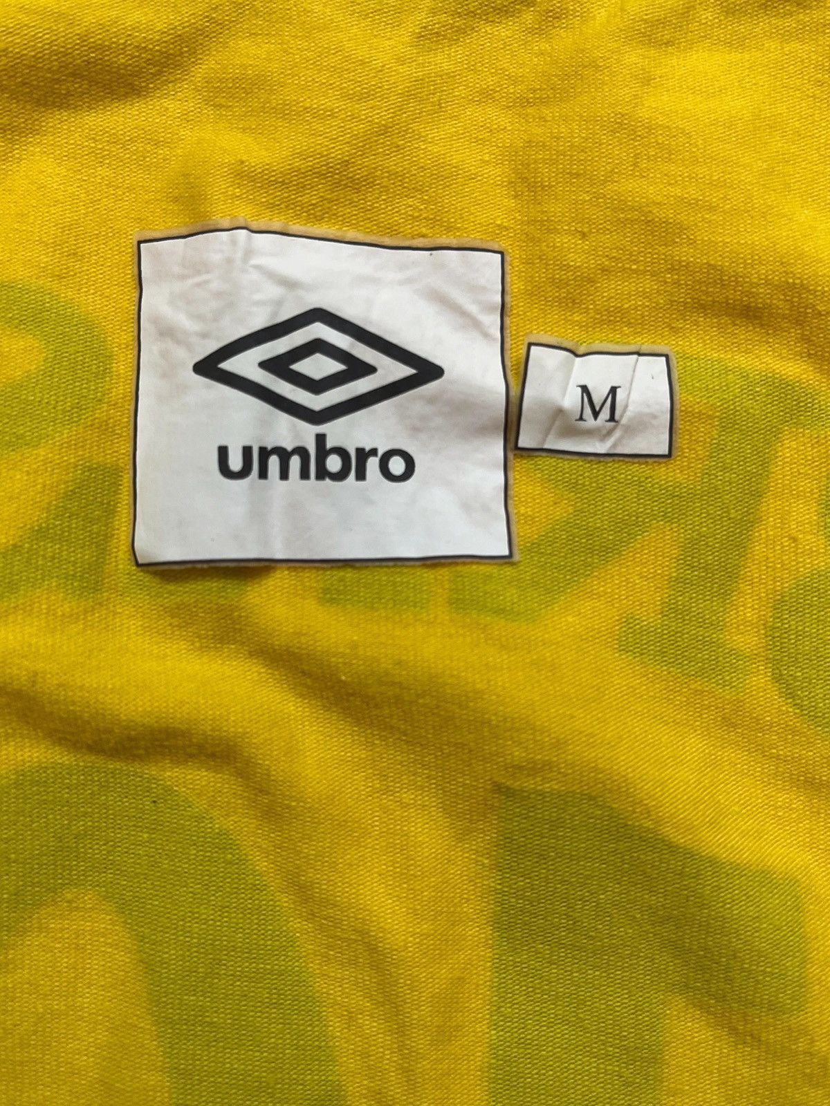 Umbro Umbro x Brasil Sz M Top Tank 2000s Y2K Double Side Print #10 Size M / US 6-8 / IT 42-44 - 7 Thumbnail