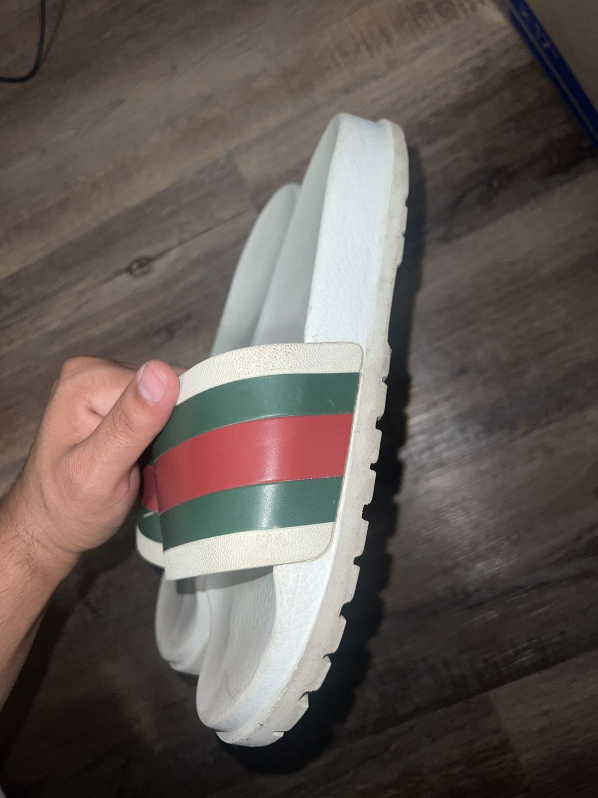 Gucci White gucci Size US 10 / EU 43 - 2 Thumbnail