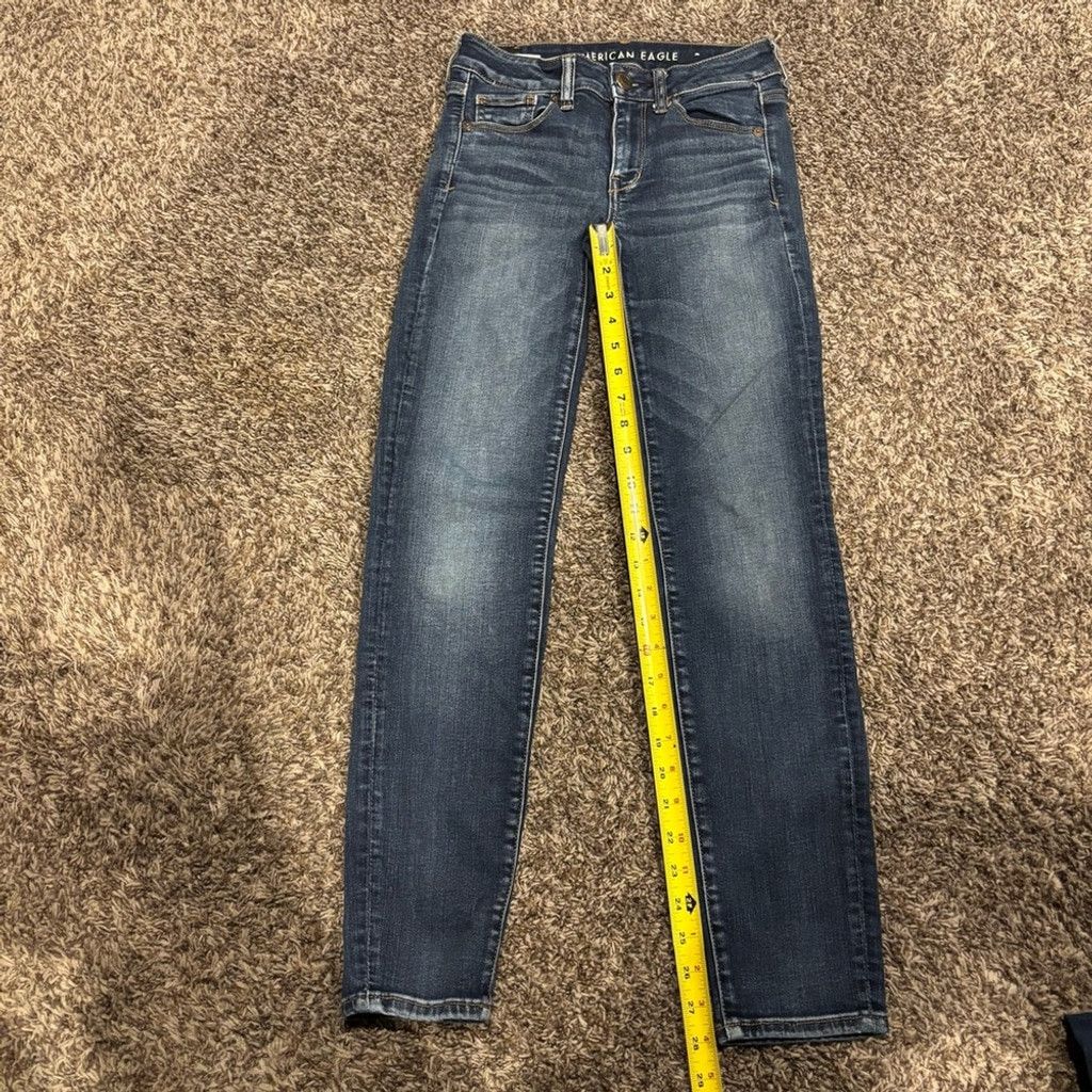 American Eagle Outfitters American Eagle Blue Skinny Jeans with Vintage Fading Size 26" / US 2 / IT 38 - 3 Thumbnail