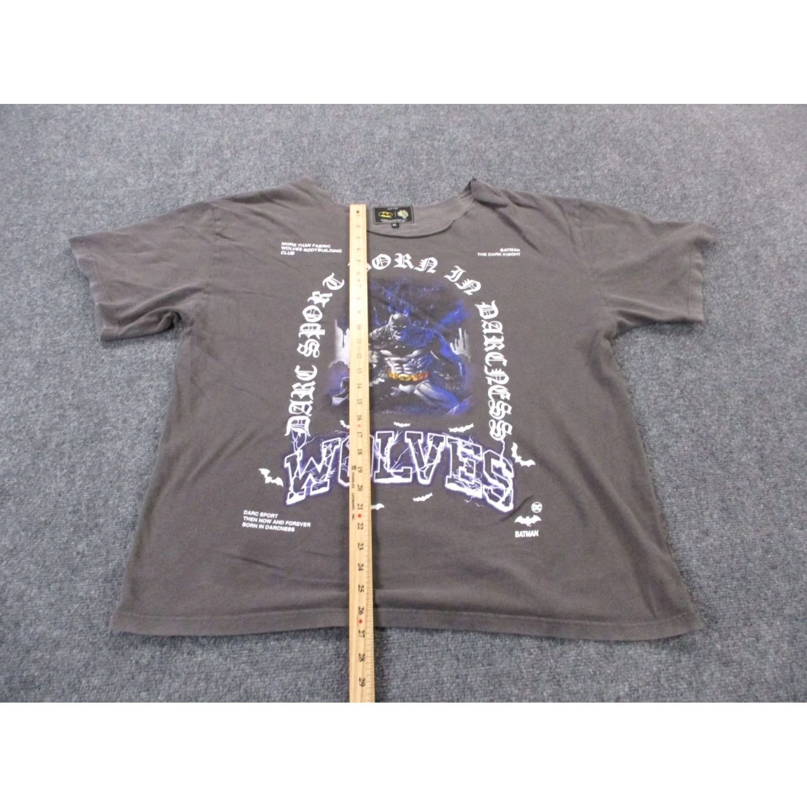 Darc Sport Darc Sport Shirt XL Gray Batman Dark Knight Wolves DC Born in Darkness Mens Size US XL / EU 56 / 4 - 3 Thumbnail