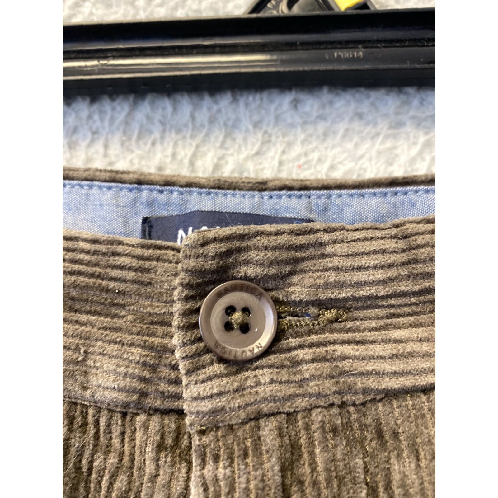 Nautica VINTAGE Nautica Corduroy Pants Brown Men’s 36X30 Regular Straight 90s Grunge Skater Belt Loops Pockets Casual Workwear Size US 36 / EU 52 - 4 Thumbnail