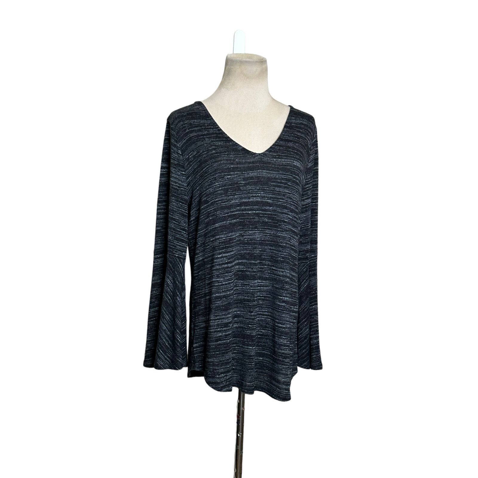 Loft Loft marbled black v neck flare sleeves open back top size M Size M / US 6-8 / IT 42-44 - 8 Thumbnail