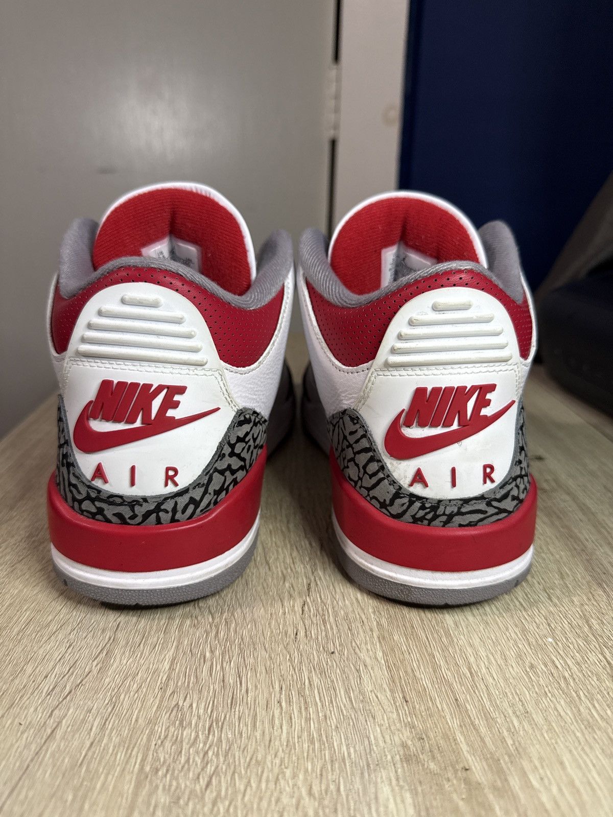 Jordan Brand Air Jordan 3 Fire Red 2022 Size US 8.5 / EU 41-42 - 4 Thumbnail