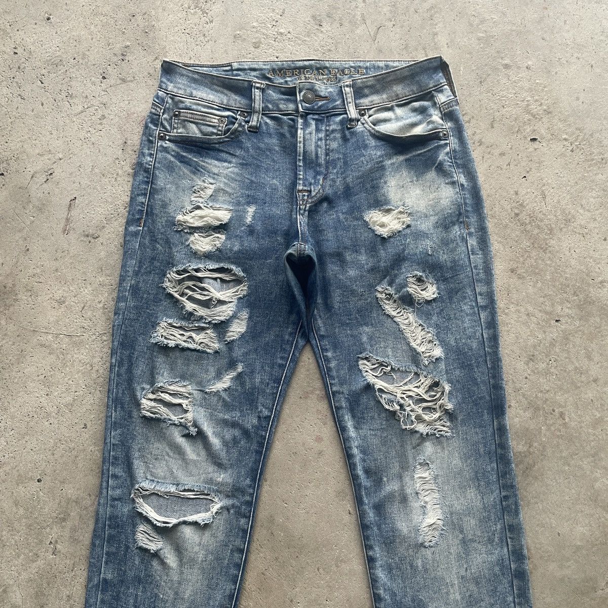 American Eagle Outfitters American Eagle Outfitters Jeans Ripped Faded Distressed W31 Size US 31 - 3 Thumbnail