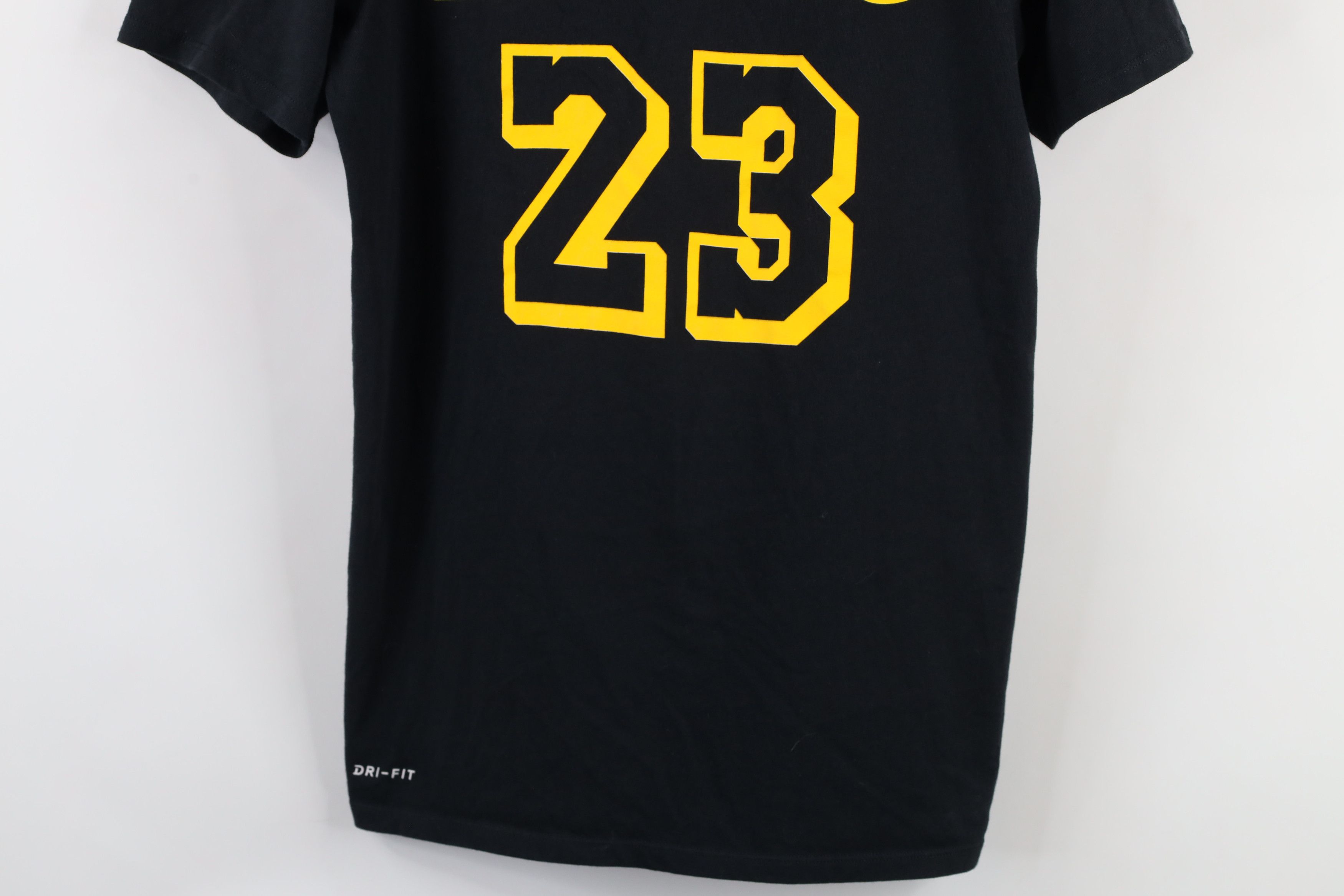 Nike × Vintage Nike Los Angeles Lakers Basketball Jersey T-Shirt Black Size US S / EU 44-46 / 1 - 3 Thumbnail