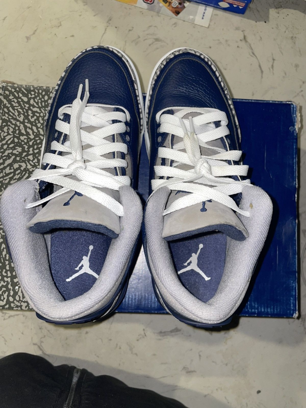 Jordan Brand Jordan 3’s Georgetown Size US 7.5 / EU 40-41 - 5 Thumbnail