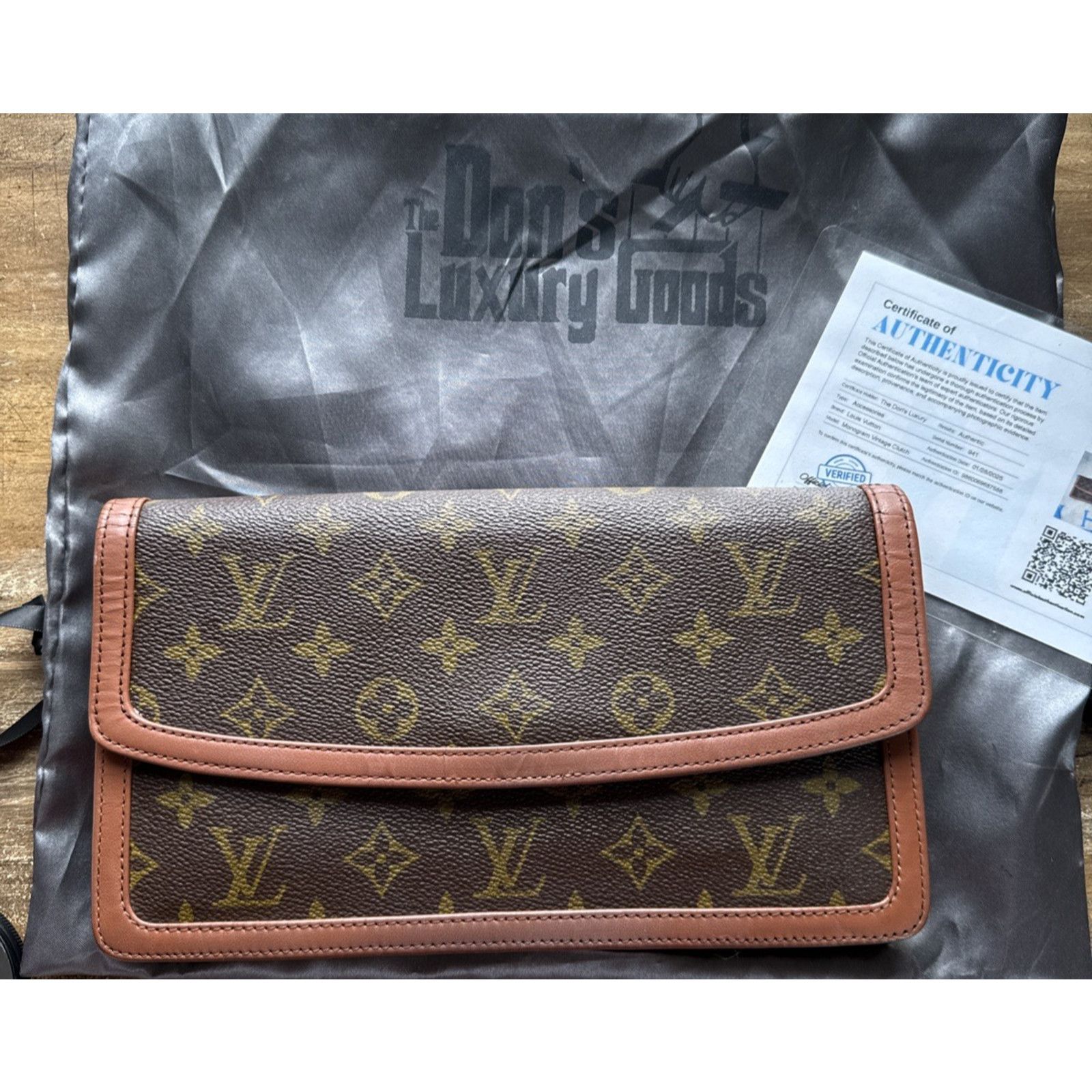 Louis Vuitton Louis Vuitton Monogram Pochette Dame Vintage Clutch Bag 941 Size ONE SIZE - 1 Thumbnail