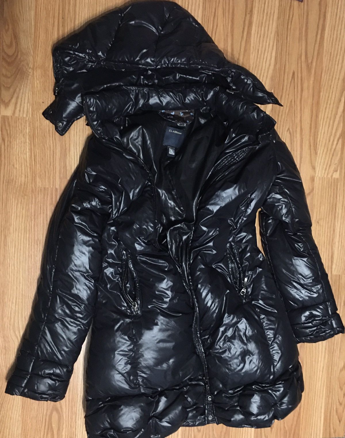 ジャケット・アウター tanakas08228CLASS Roberto Cavalli Mirror Snake Padded Jacket in Black for Men | Roberto Cavalli®