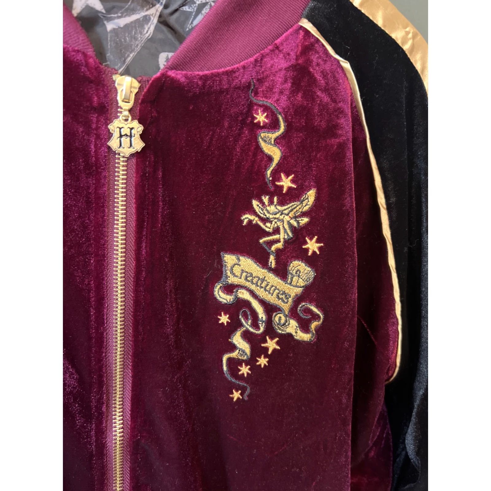 Vintage Harry Potter Jacket Womens XL Red Velvet Velour Bomber Jacket Hogwarts Wizard Jacket Size XL / US 12-14 / IT 48-50 - 2 Thumbnail
