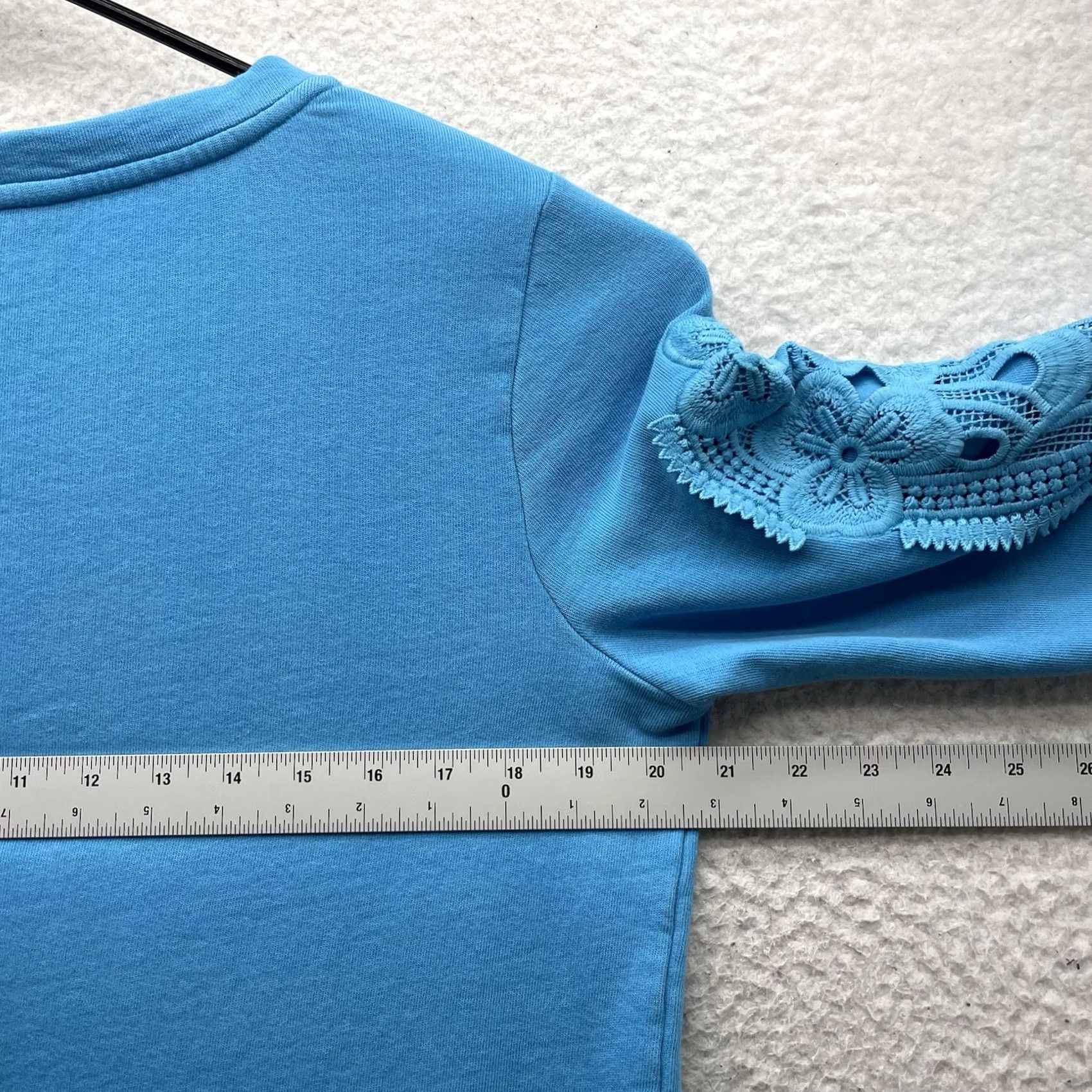 Lilly Pulitzer Lilly Pulitzer Sweatshirt Womens Medium Turquoise Crew Neck Lacey Eyelet Rooney Size M / US 6-8 / IT 42-44 - 6 Thumbnail