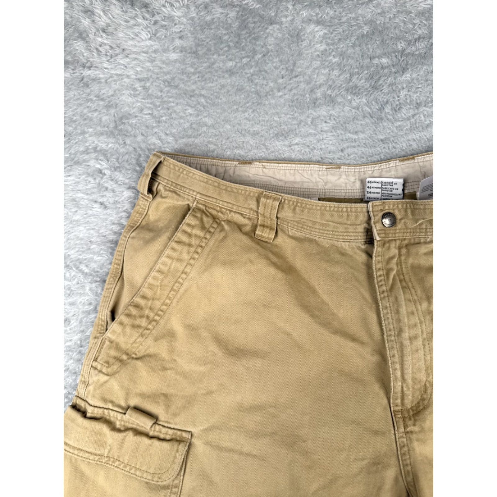 Vintage VINTAGE Columbia Shorts Mens Cargo 36 Beige 100% Cotton Twill Cargo Shorts Beige Mens 36 Regular Adult Mens Size US 36 / EU 52 - 5 Thumbnail