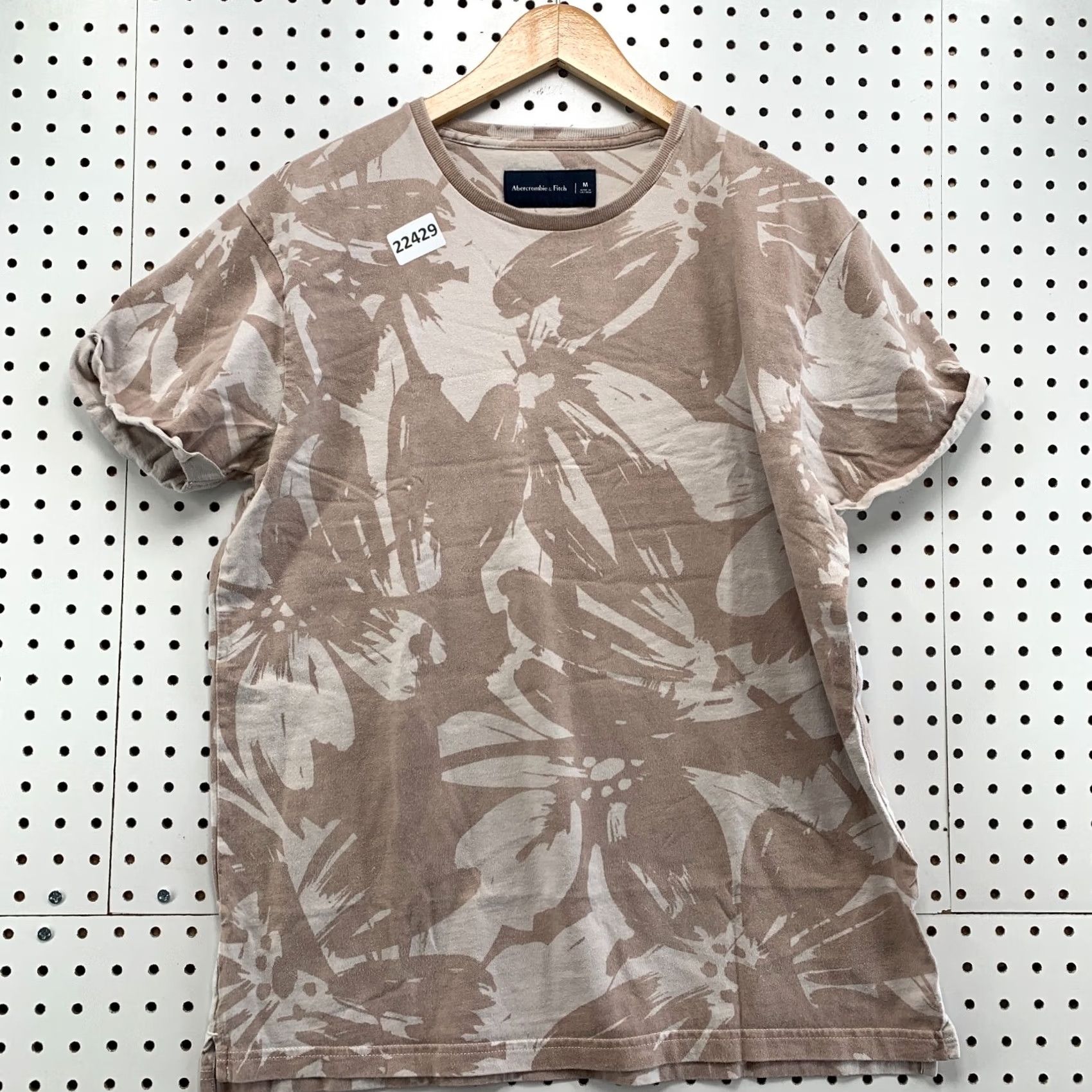 Abercrombie & Fitch Abercrombie & Fitch Shirt Mens Medium Brown Floral All Over Print 20.5x28 Size US M / EU 48-50 / 2 - 2 Thumbnail