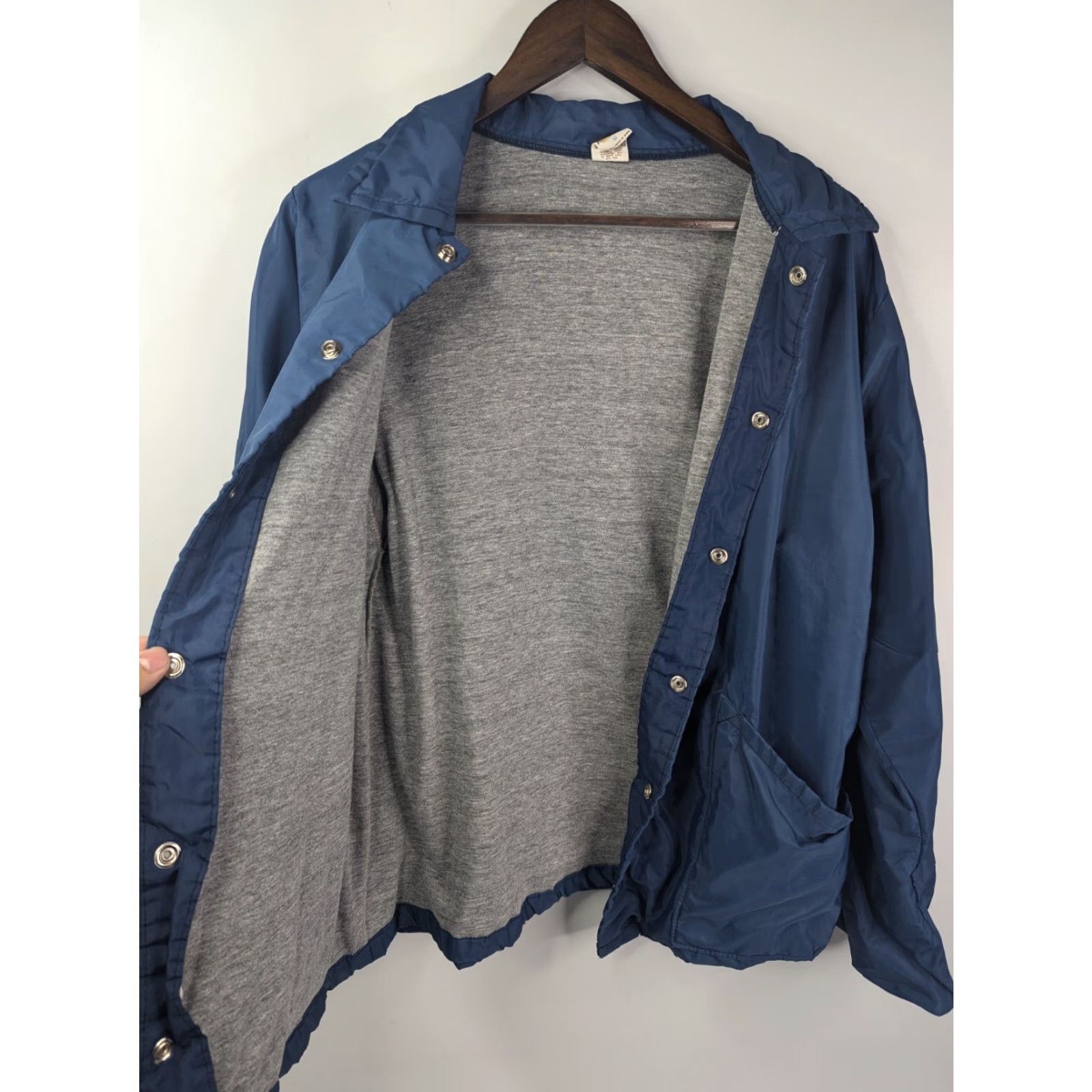 Russell Athletic VINTAGE Russell Athletic Nylon Jacket Medium Blue Windbreaker Snap Button Mens Size US M / EU 48-50 / 2 - 2 Thumbnail