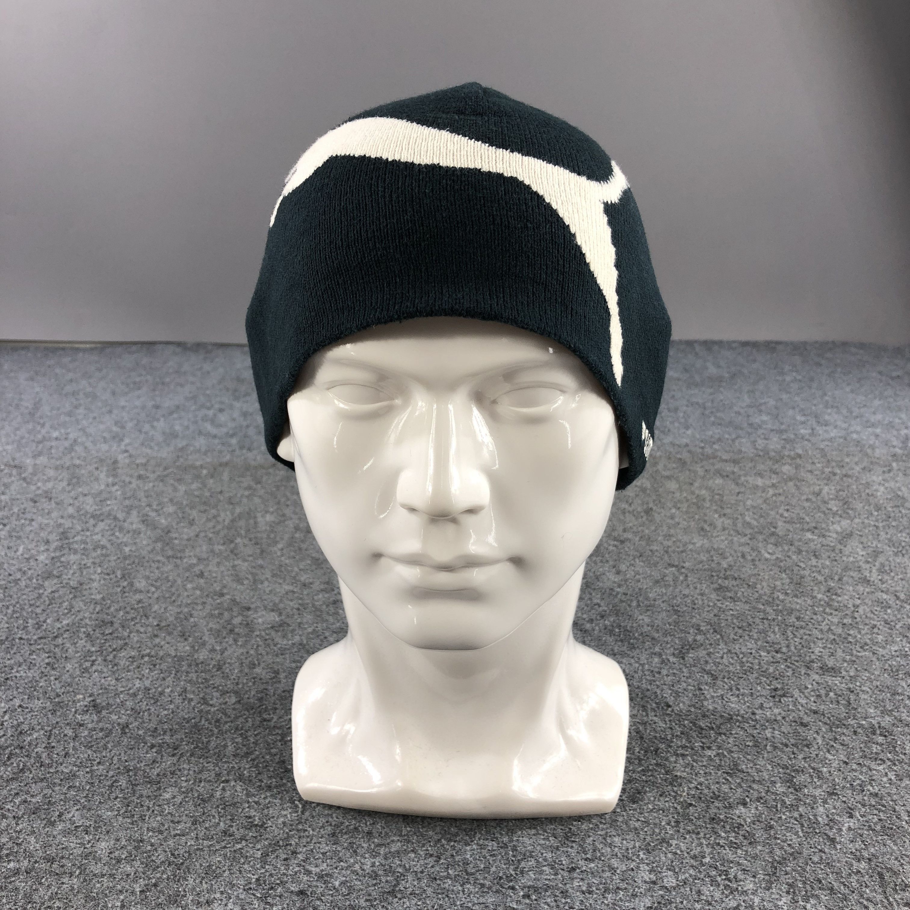 Puma Puma Big Logo Beanie Snowcap Snow Hat B278 Size ONE SIZE - 1 Thumbnail