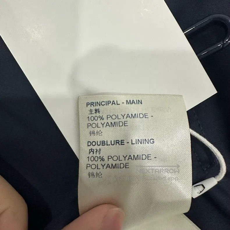 Louis Vuitton Louis Vuitton Pin full logo double-sided wear assault jack Size US S / EU 44-46 / 1 - 4 Thumbnail