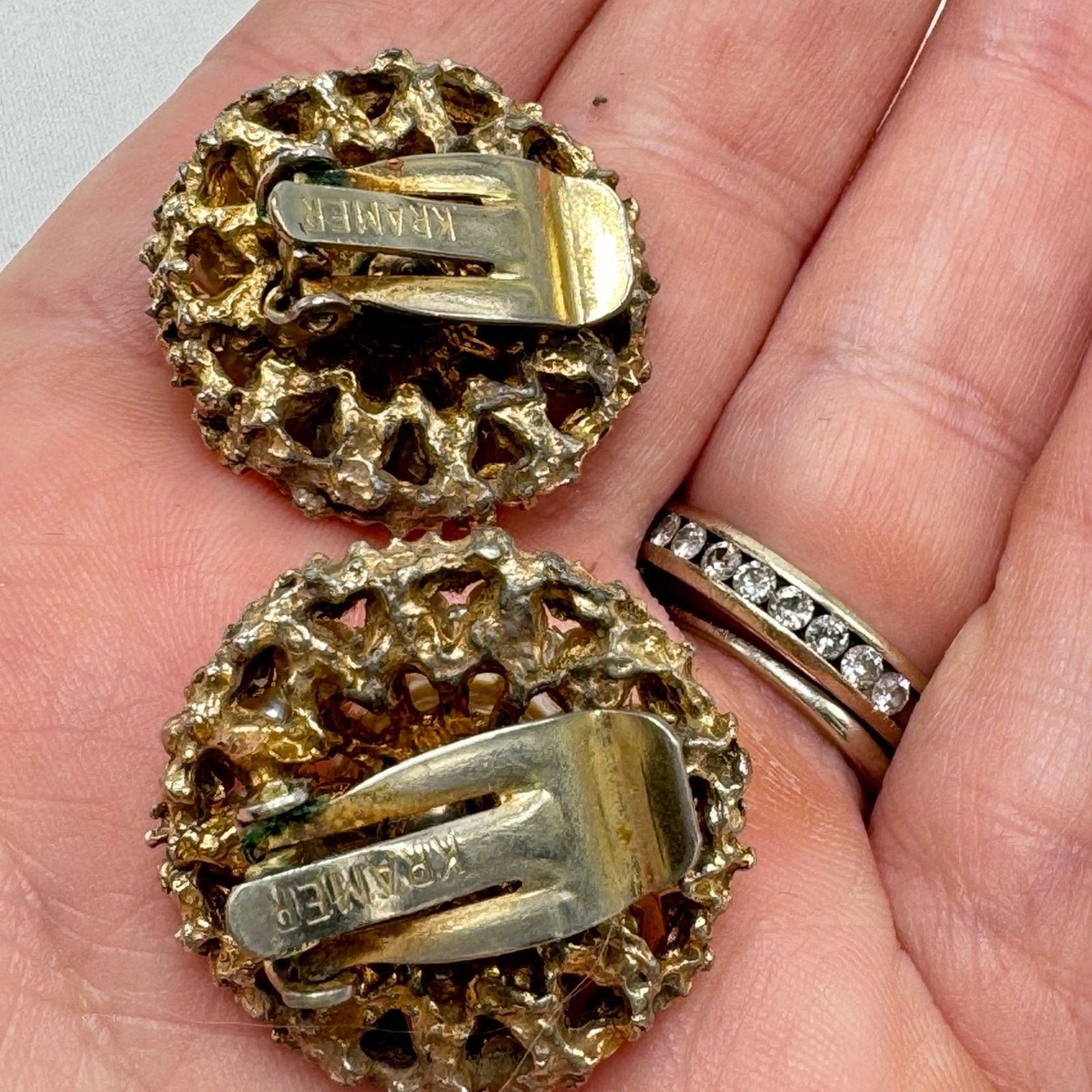 NBDN Nobrandedon VTG Kramer pearl button earrings Size ONE SIZE - 5 Thumbnail