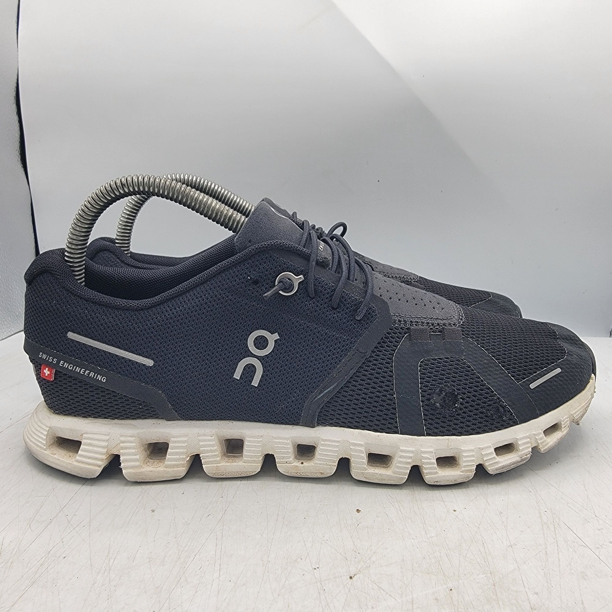 On On Cloud 5 Womens 8 Black Shoes Athletic Outdoors Walking Li Size US 8 / IT 38 - 14 Thumbnail
