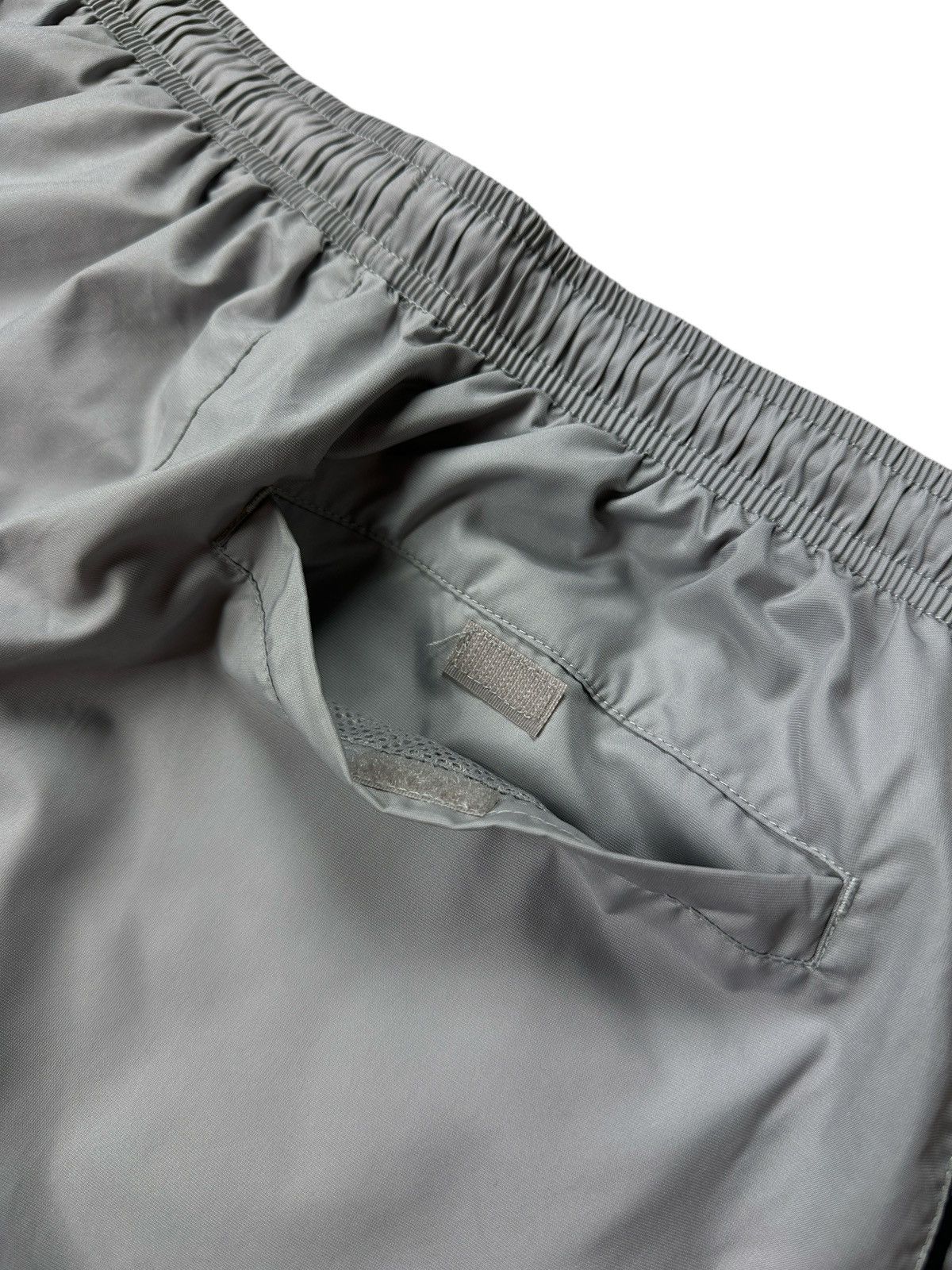 Nike Vintage Y2K Nike Shorts Size US 32 / EU 48 - 15 Thumbnail