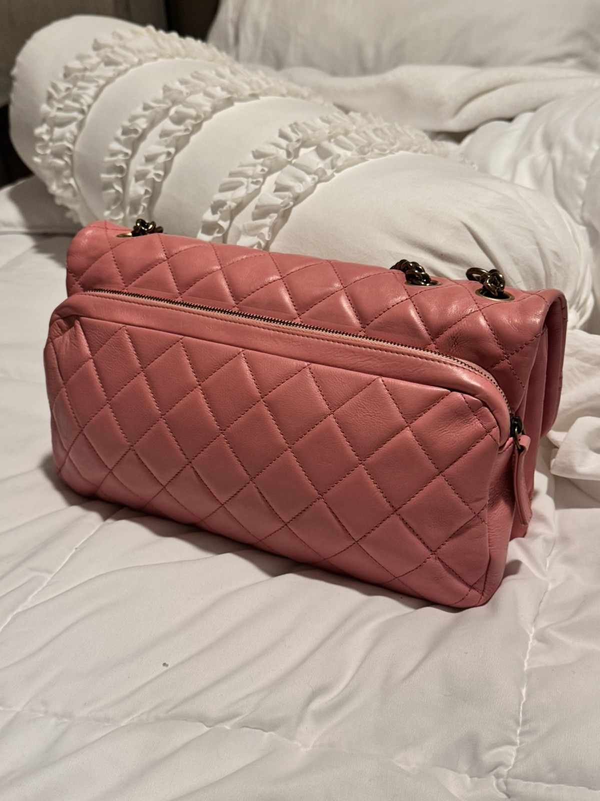 Chanel Chanel Pink Calfskin Leather Zipped Back Pocket Flap Bag Size ONE SIZE - 3 Thumbnail