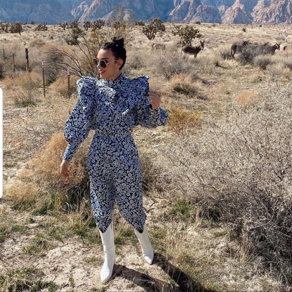 Zara 🦋Bloggers Favorite🦋 Zara Floral Jumpsuit Size M Size M / US 6-8 / IT 42-44 - 6 Thumbnail