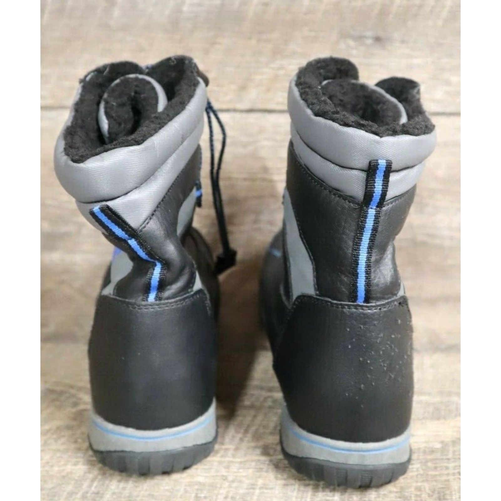 Vintage Totes Winter Waterproof Insulated Boots Men’s 6 Faux Fur-Lined Black Snow Boot Mens 6 Boots Winter Black Totes Indoor Outdoor Size US 6 / EU 39 - 4 Thumbnail