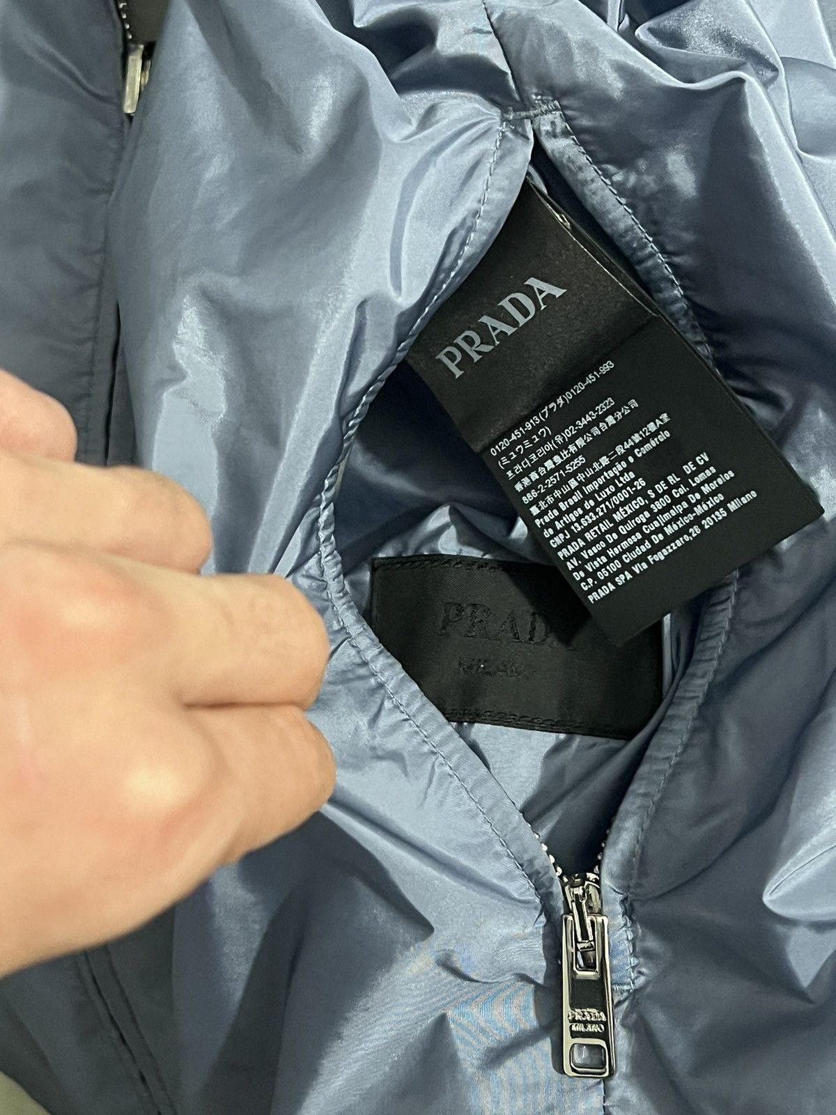 Prada Vest prada nylon reversible Size US M / EU 48-50 / 2 - 20 Thumbnail
