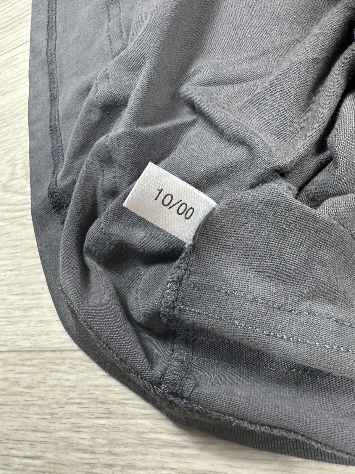 Adidas × Vintage Vintage Adidas 90s Suit T-Shirts and Shorts Y2K Size US L / EU 52-54 / 3 - 10 Thumbnail