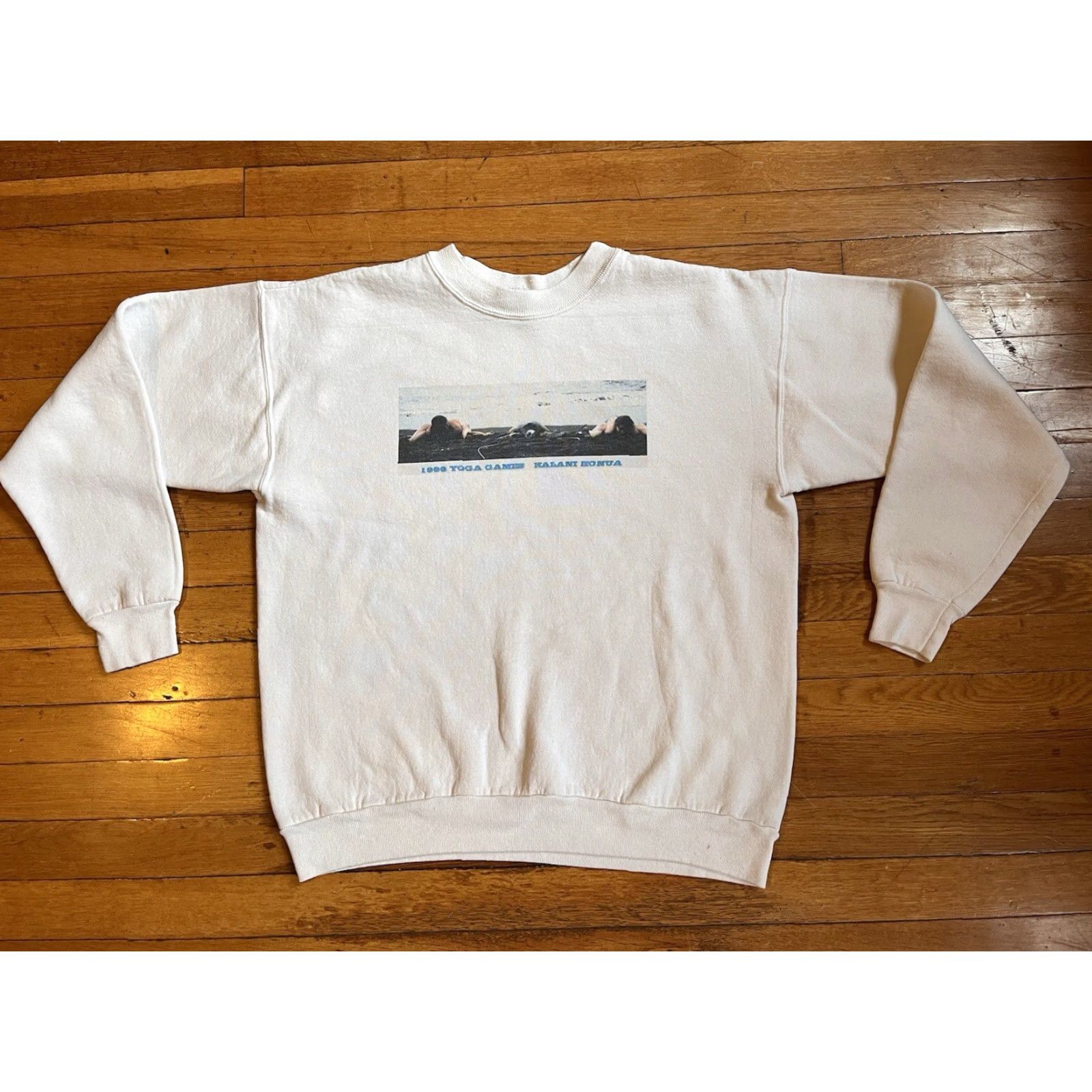 Hanes VINTAGE 1996 Yoga Games Kalani Honua Hawaii Sweatshirt Men’s Large White Hanes Size US L / EU 52-54 / 3 - 2 Thumbnail