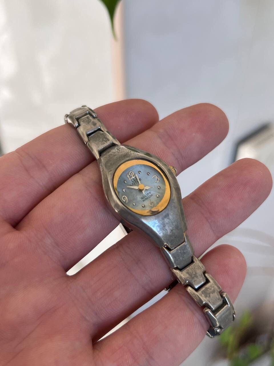 Japanese Brand × Vintage Vintage Japanese style futuristic form Watch Lotus 90s Japan Size ONE SIZE - 1 Thumbnail