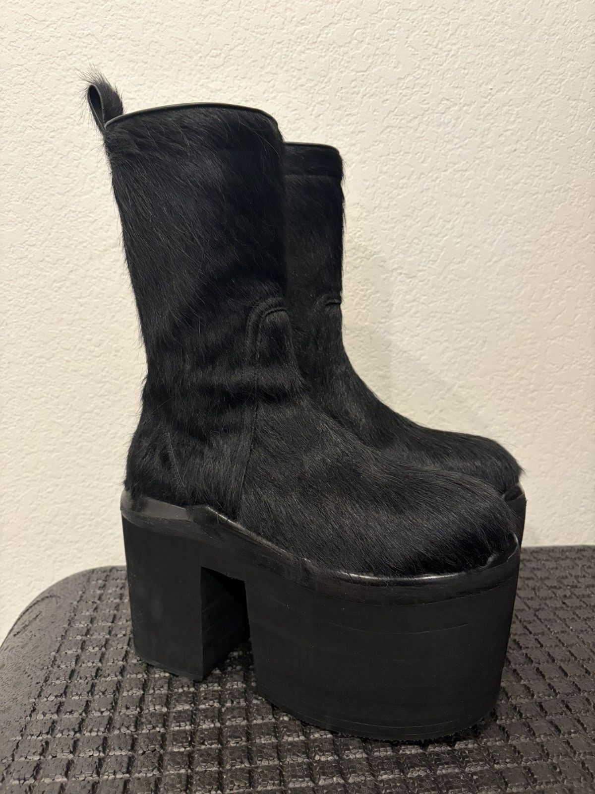 Rick Owens Rick Owens Black Bozo Tractor Calf Hair Creeper Zipper Boot Size US 9 / EU 42 - 1 Thumbnail