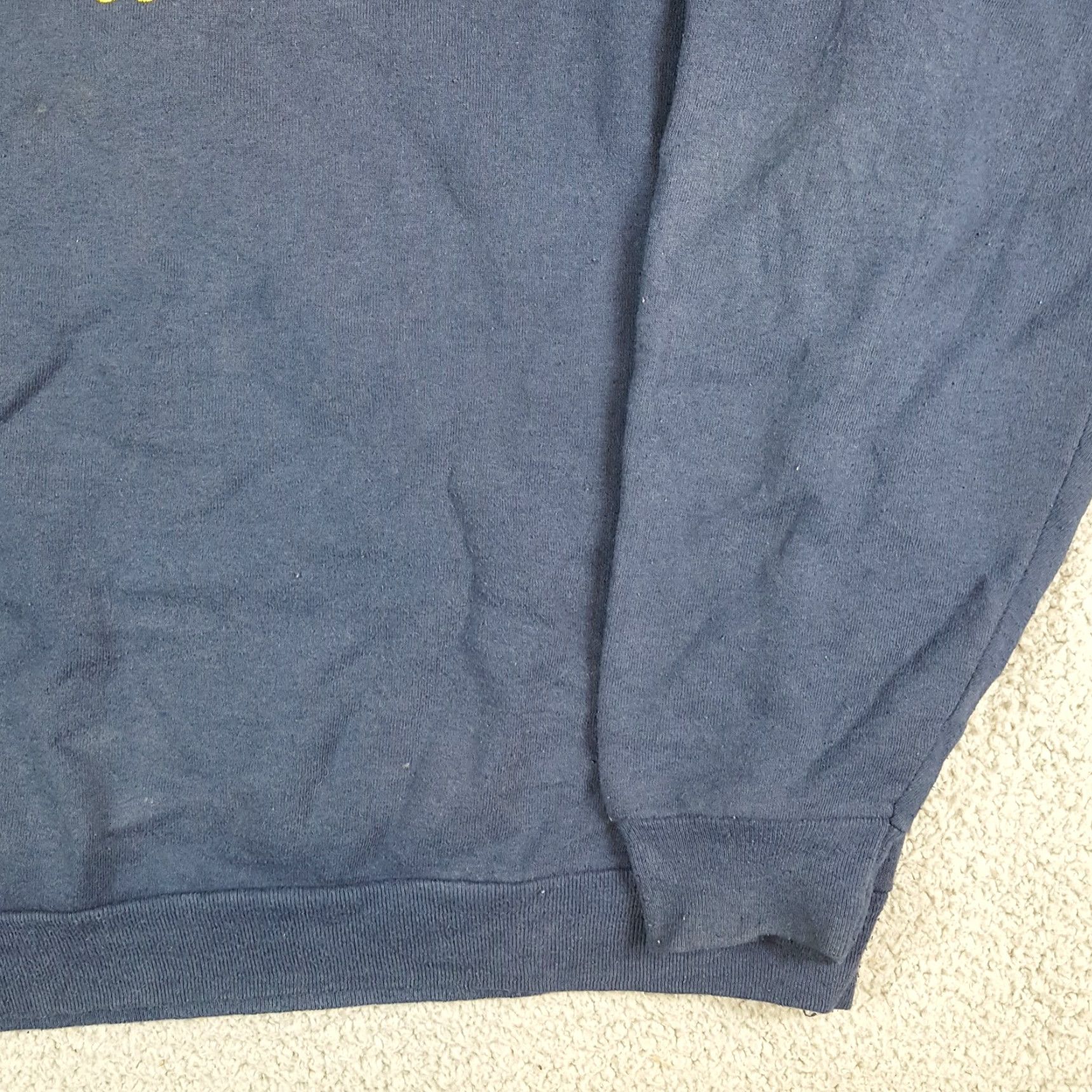 Vintage Vintage Ireland Faded Raglan Sleeve Size XL Pullover Crewneck Sweatshirt 90s Size US XL / EU 56 / 4 - 5 Thumbnail