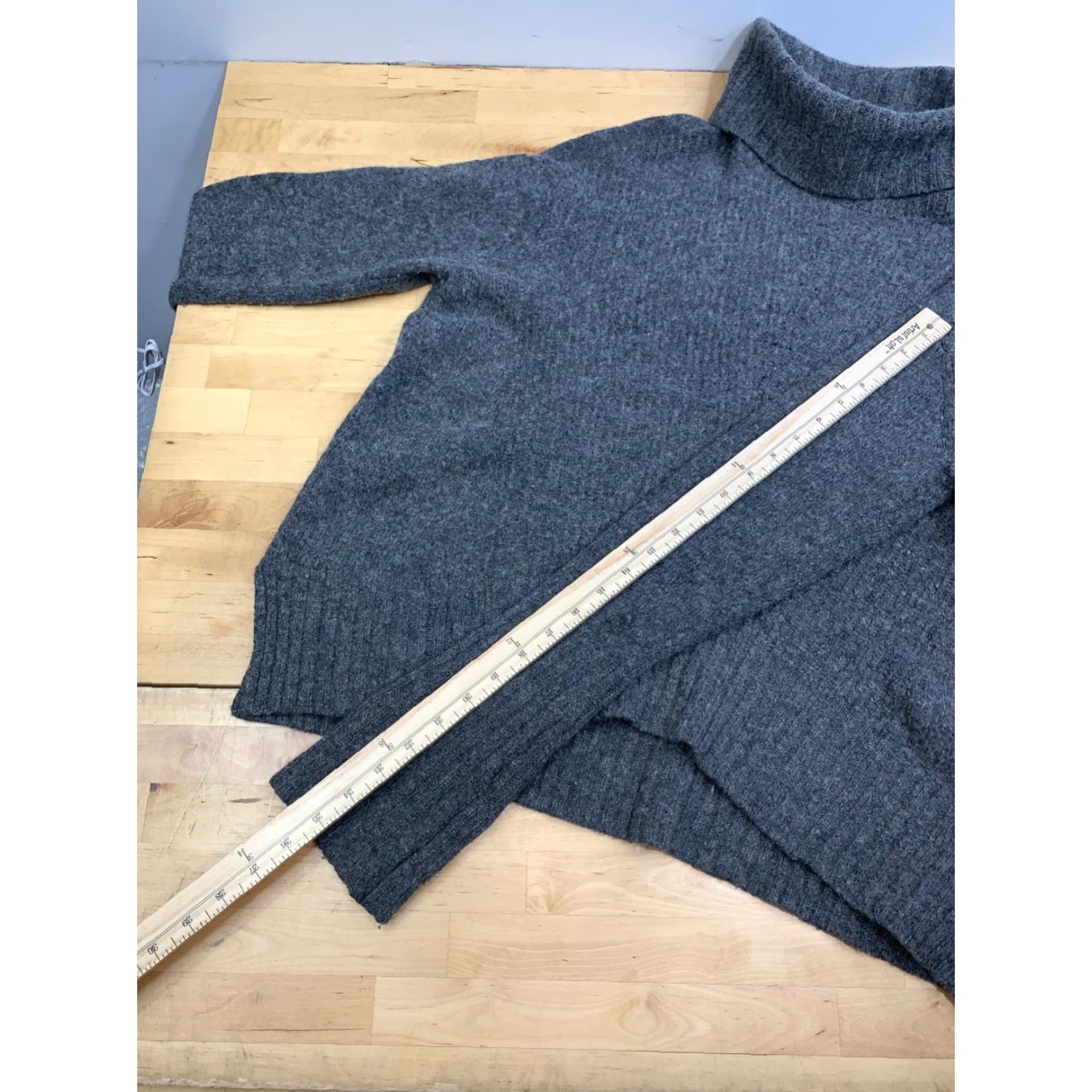 Anthropologie VINTAGE Anthropologie Moth Sweatshirt Womens L Gray Cowl Neck Pullover 12439 Size L / US 10 / IT 46 - 5 Thumbnail