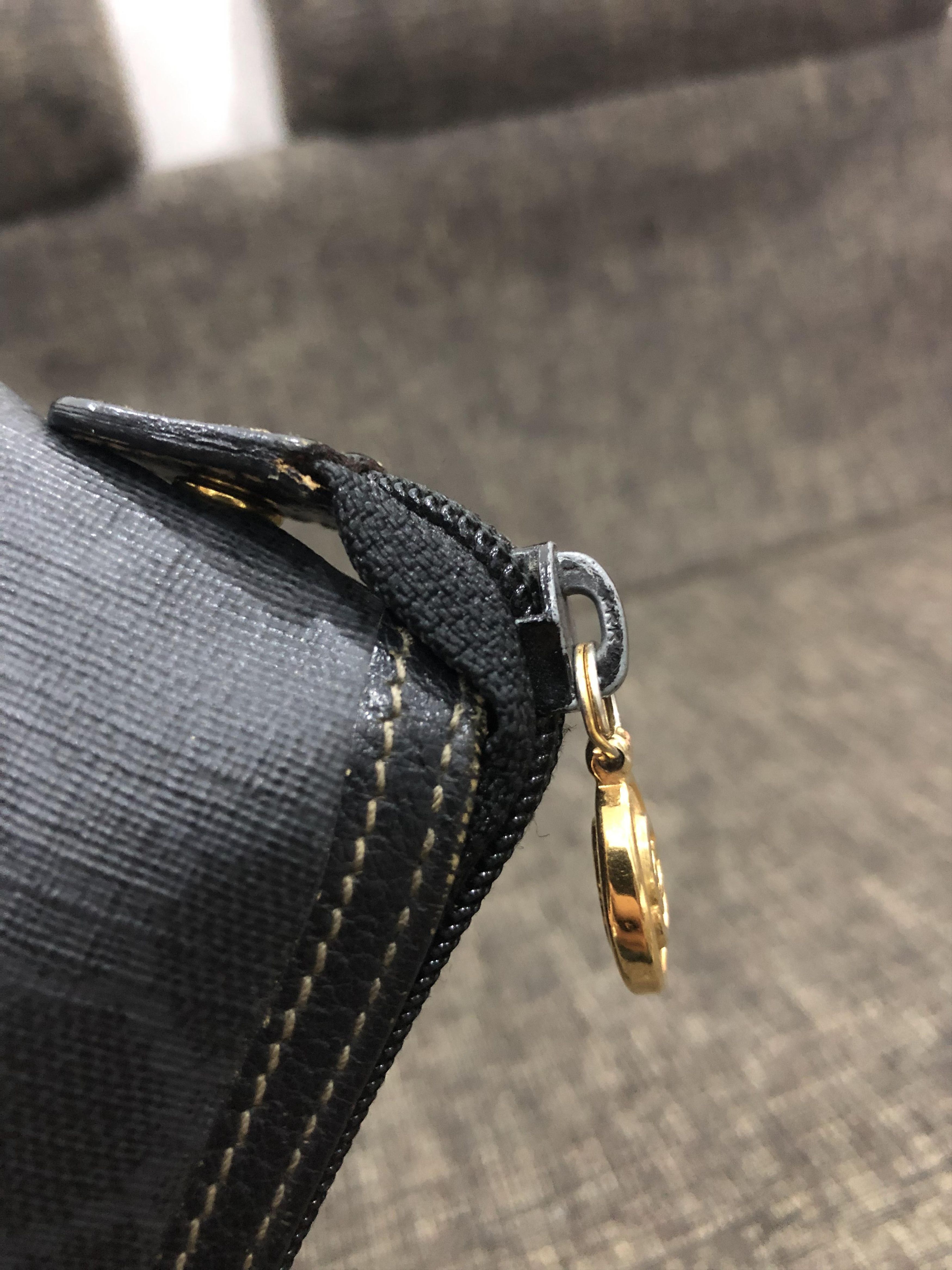 Gucci Gucci black GG coated canvas pouch Size ONE SIZE - 2 Thumbnail