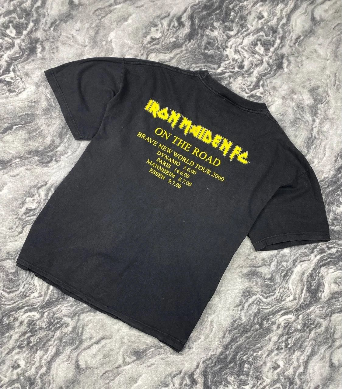 Vintage Vintage Iron Maiden T-Shirt 2000 Brave New World Size US XL / EU 56 / 4 - 13 Thumbnail