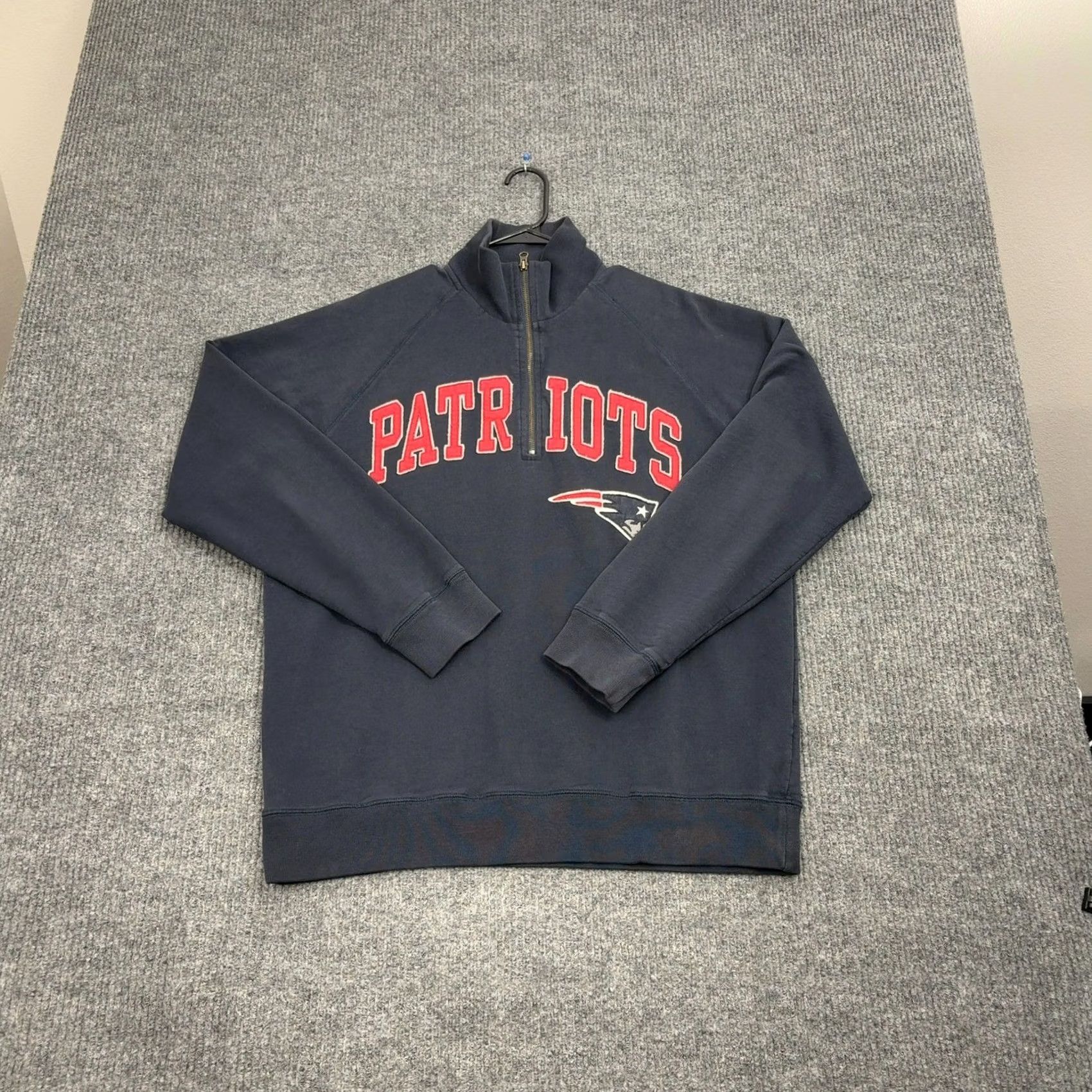47 New England Patriots Mens Sweatshirt XL Navy Blue 47 Brand Quarter Zip Pullover Football Embroidered Logo Graphic Print Size US XL / EU 56 / 4 - 3 Thumbnail