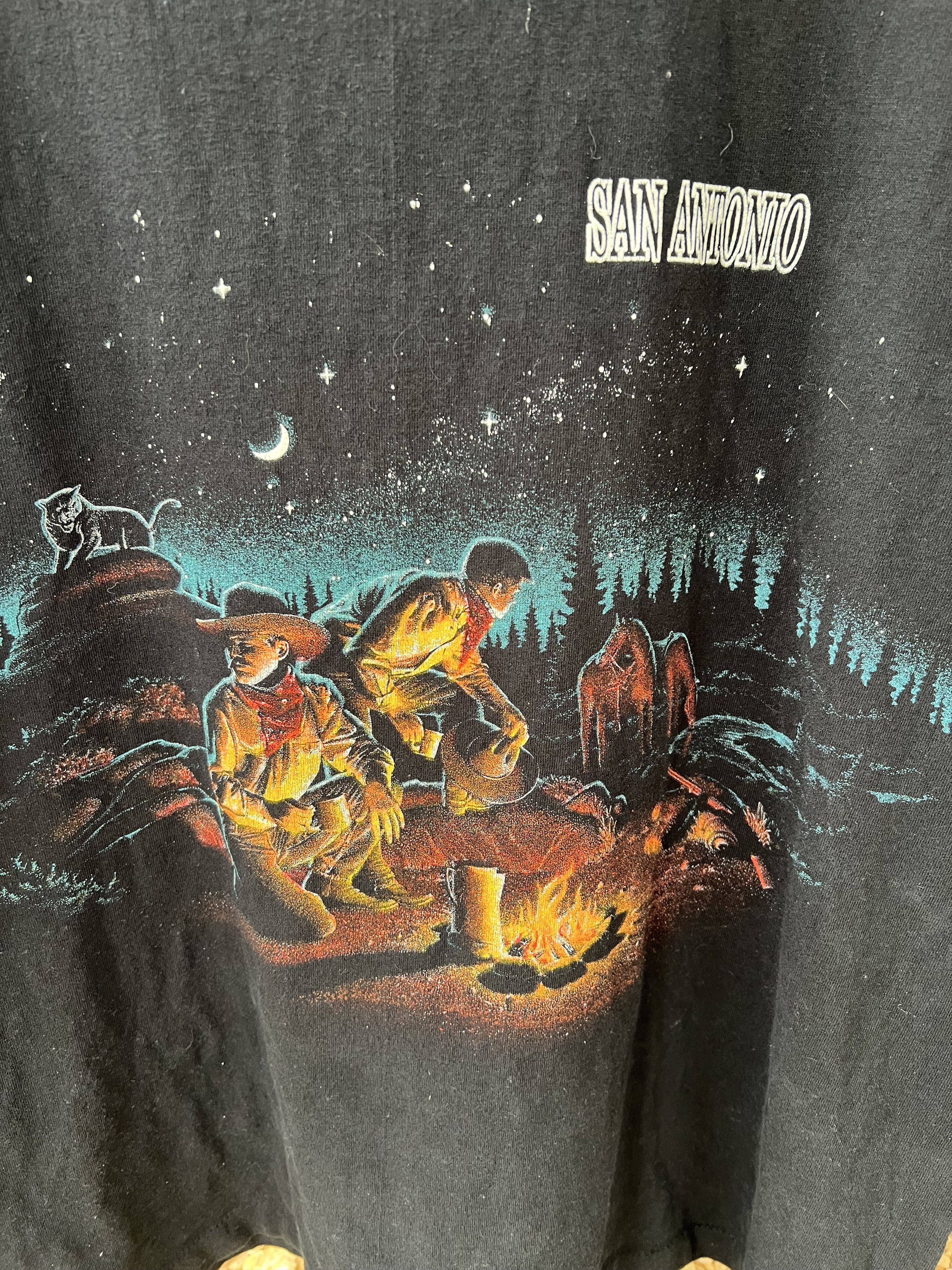 Vintage 90s Cowboy Western Tee Campfire Scenic San Antonio Spurs Size US XL / EU 56 / 4 - 2 Thumbnail