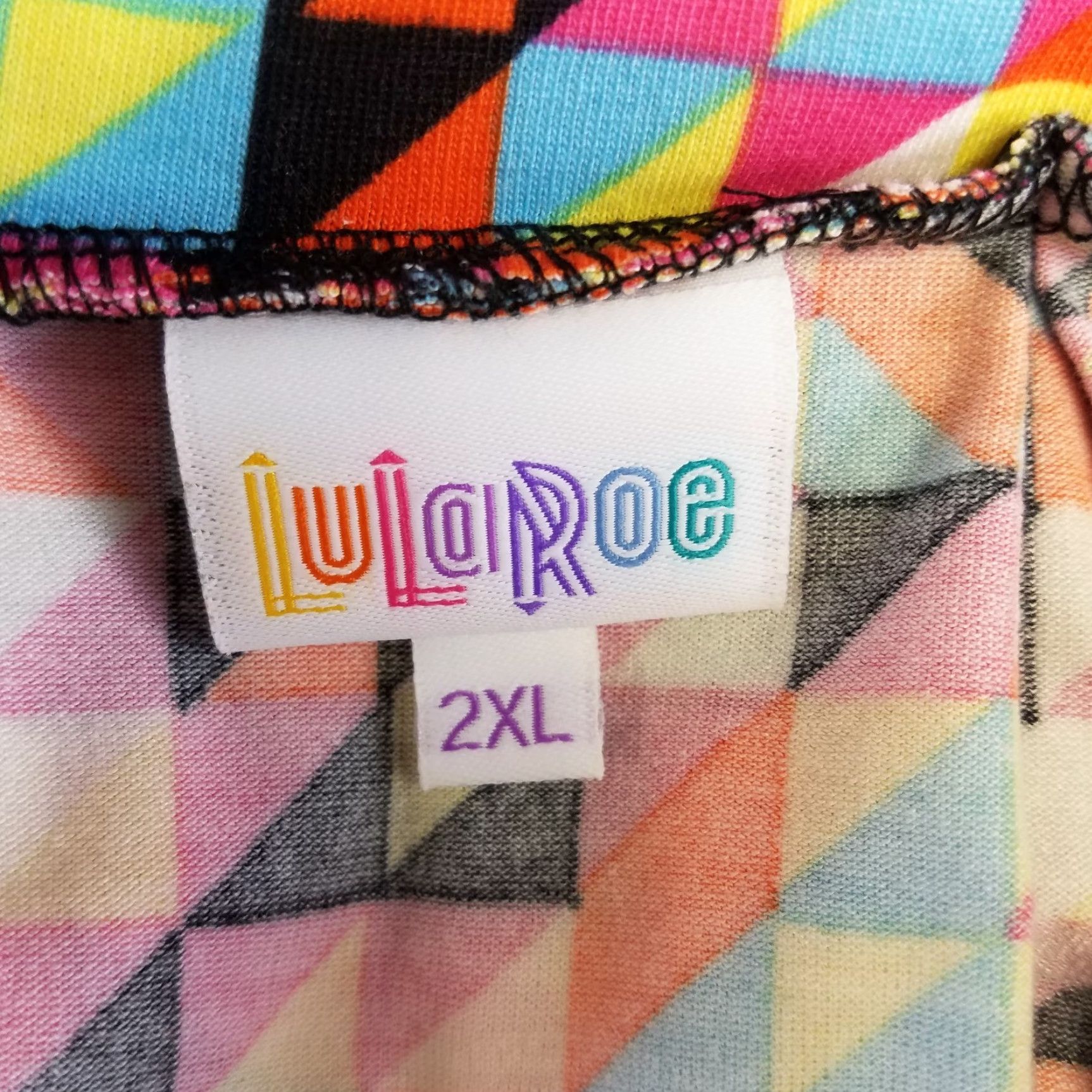 Vintage VINTAGE LuLaRoe Madison Skirt 2XL Pink Black Triangle Geometric Pockets Casual Knee Length Size 40" / US 18 - 3 Thumbnail