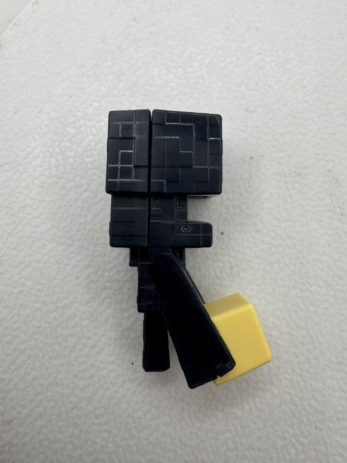 The Game Minecraft Enderman Kinder Toy Collectible Size ONE SIZE - 2 Thumbnail