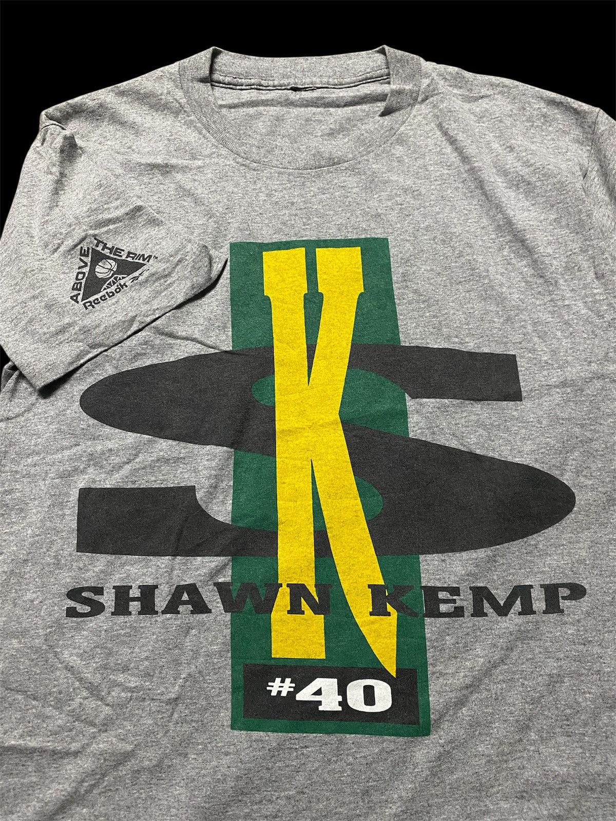 NBA Vintage 90s Reebok Shawn Kemp Above The Rim Tee Size US M / EU 48-50 / 2 - 1 Thumbnail