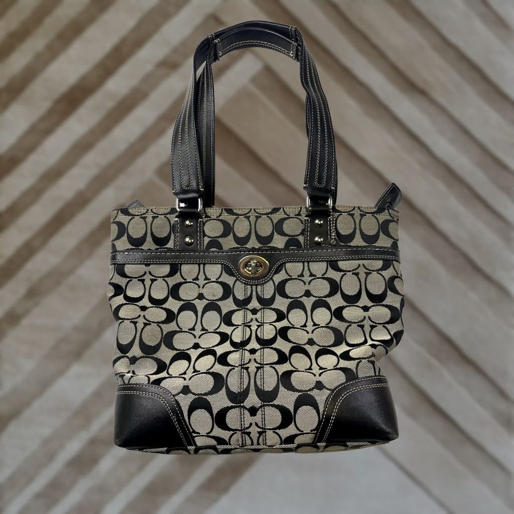 Coach VINTAGE Coach Hampton Signature Tote Black Grey Logo Handbag Canvas Leather Preppy Y2K Tote Women Medium Black 90s Preppy Signature Logo Size ONE SIZE - 1 Thumbnail