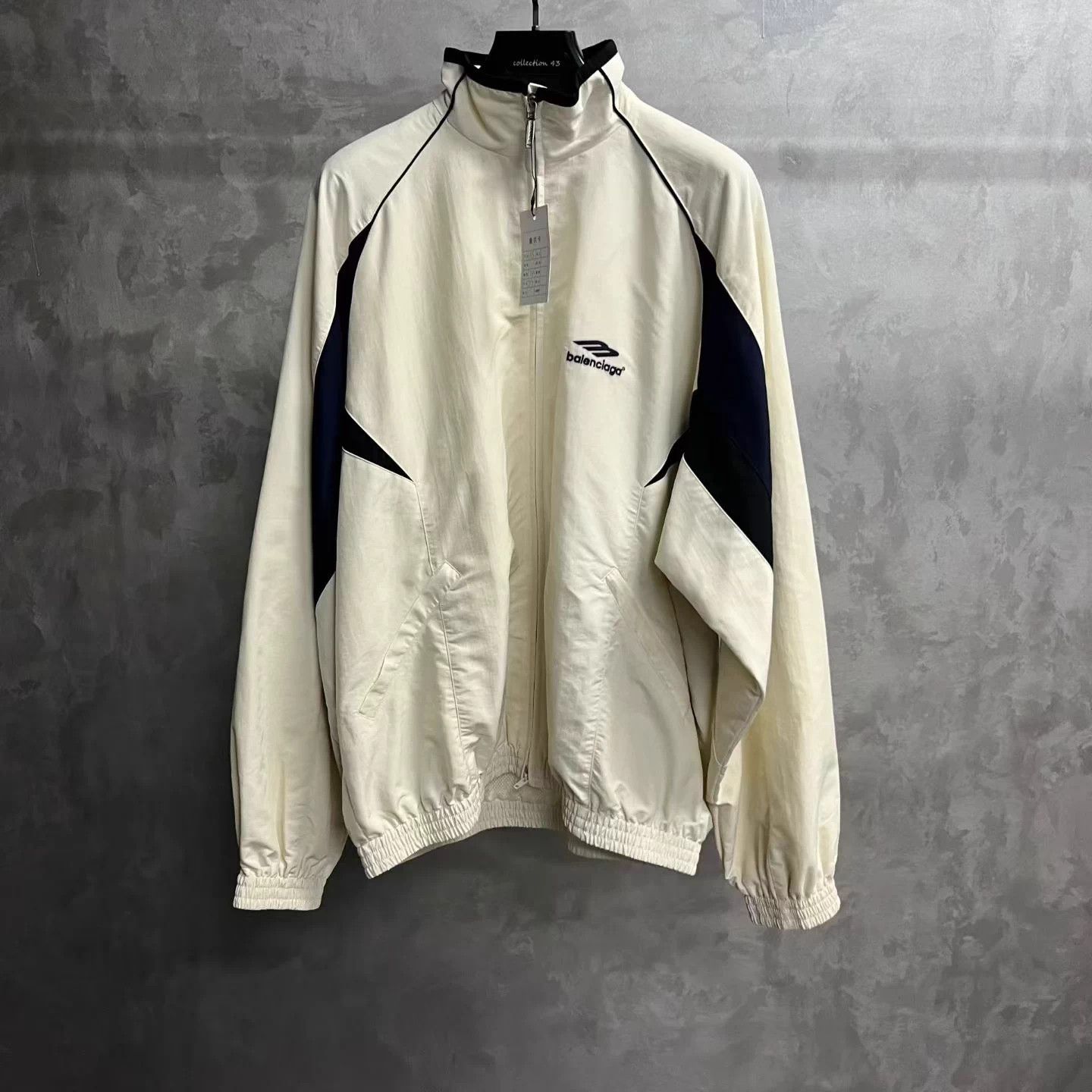 Balenciaga Balenciaga Colorblock Logo Stand Collar Jacket XS Size US XS / EU 42 / 0 - 1 Thumbnail