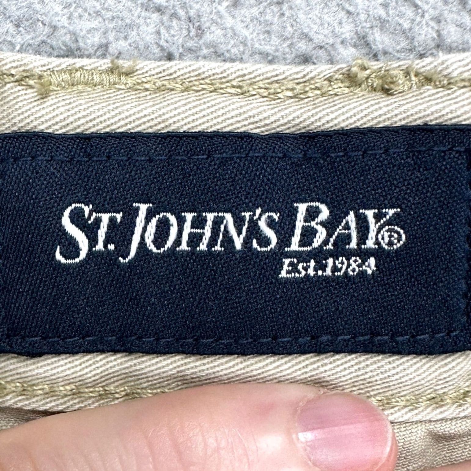 Vintage St. Johns Bay Cargo Shorts Mens Beige Flat Front Elastic Waist Pockets Size 50 Casual Outdoor Size US 34 / EU 50 - 3 Thumbnail